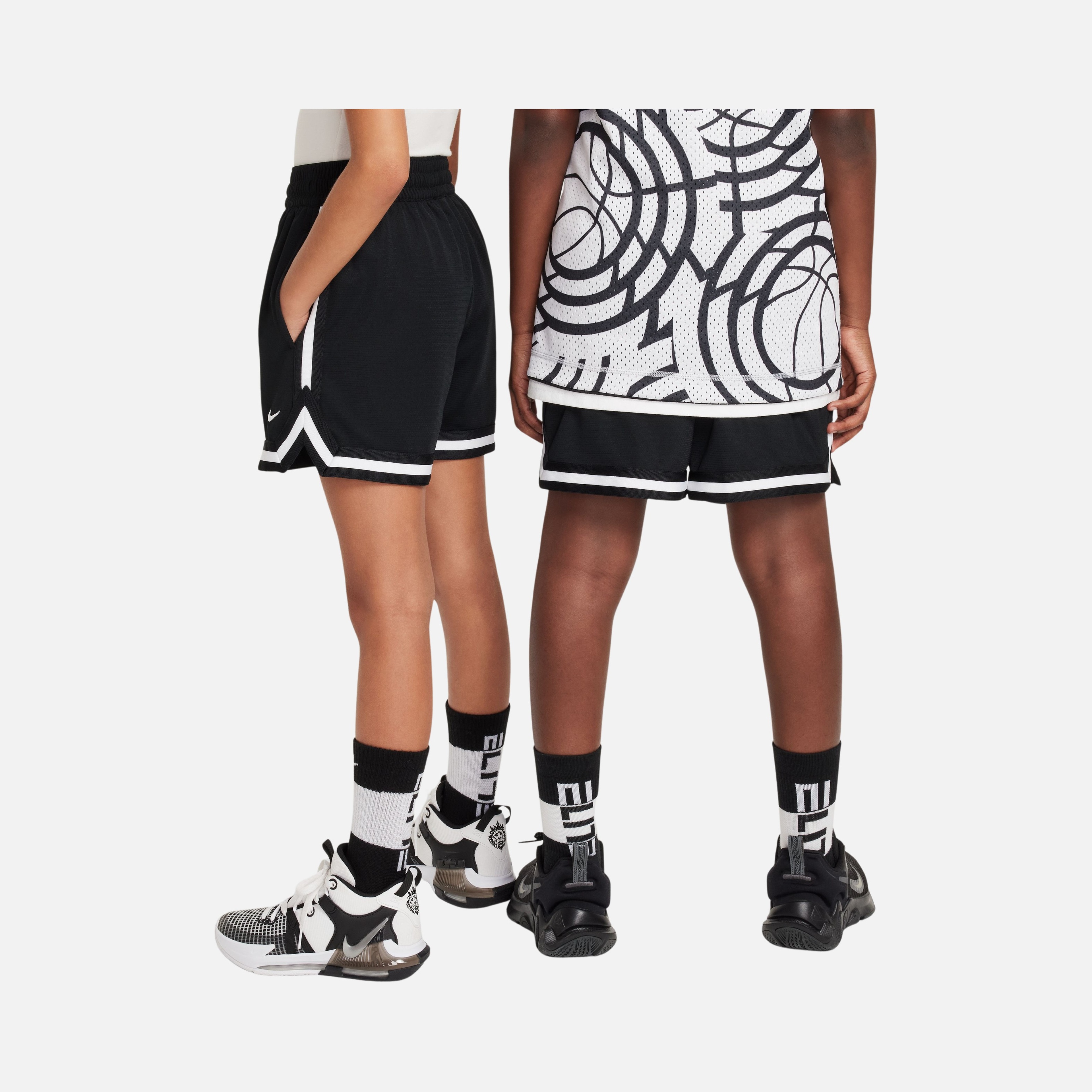 Nike Dri-Fit Dna 24 Short 5 In Çocuk Şort