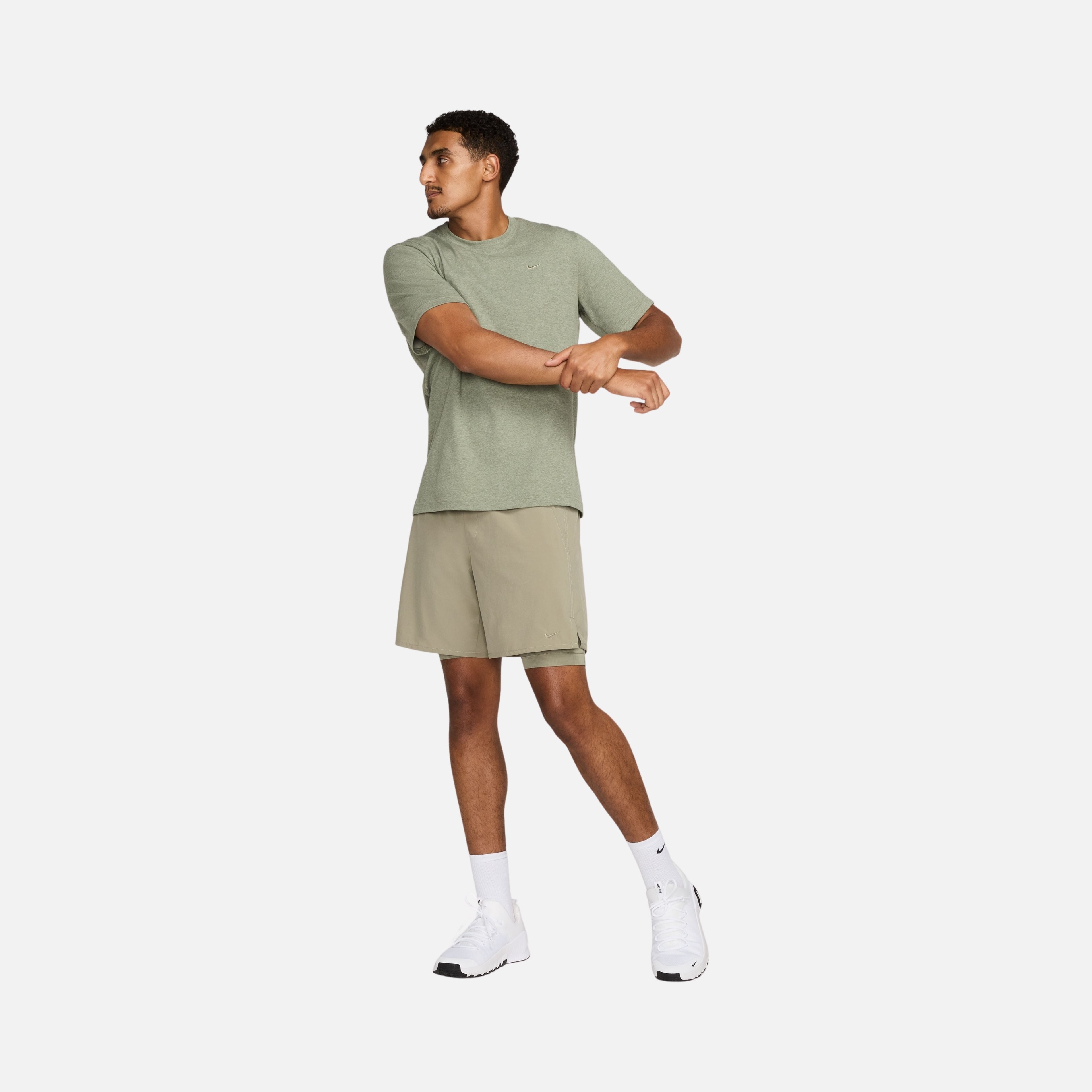 Nike Dri-Fit Primary Statement Versatile Fitness Training Short-Sleeve Erkek Tişört
