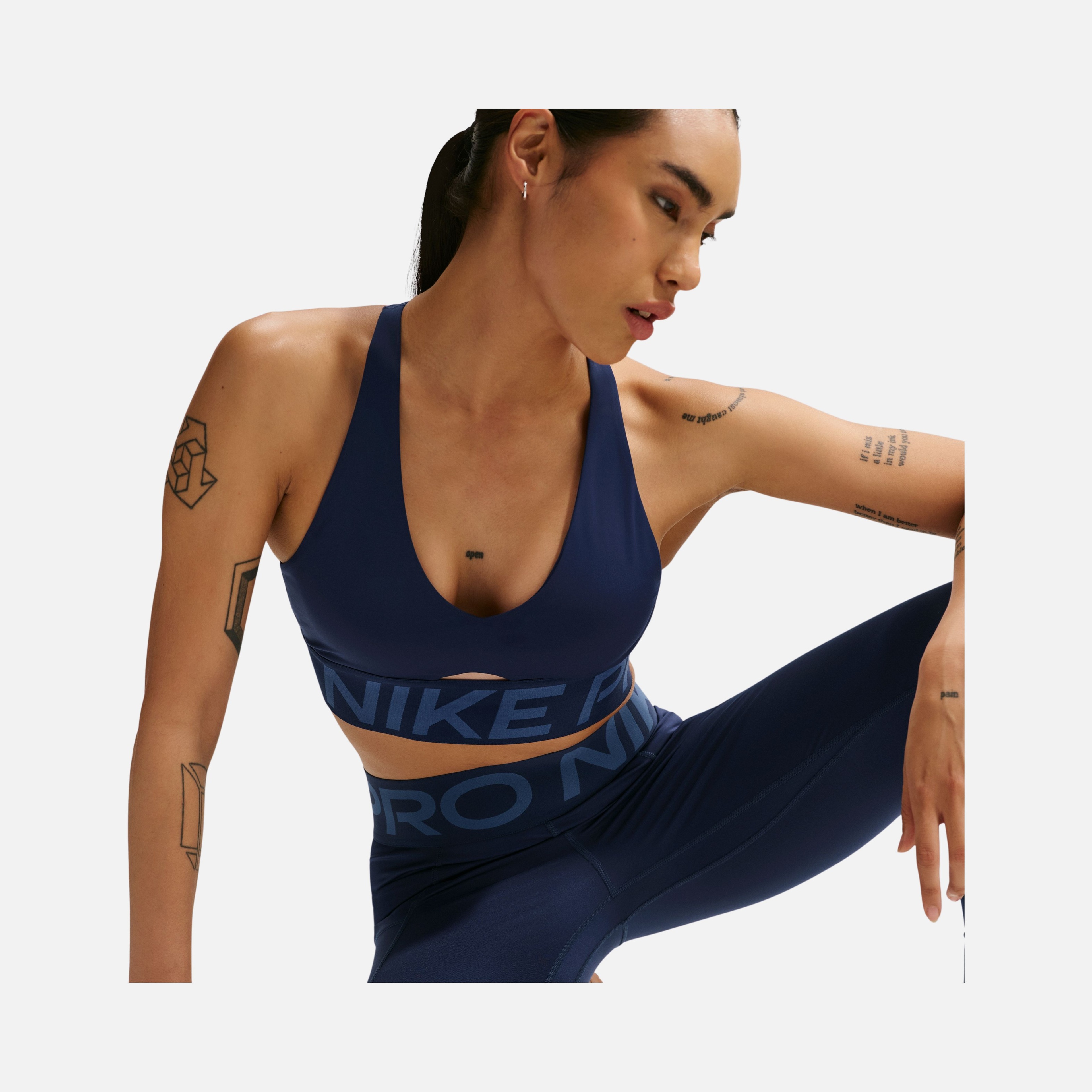 Nike W Np Dri-fit Sculpt Kadın Bra