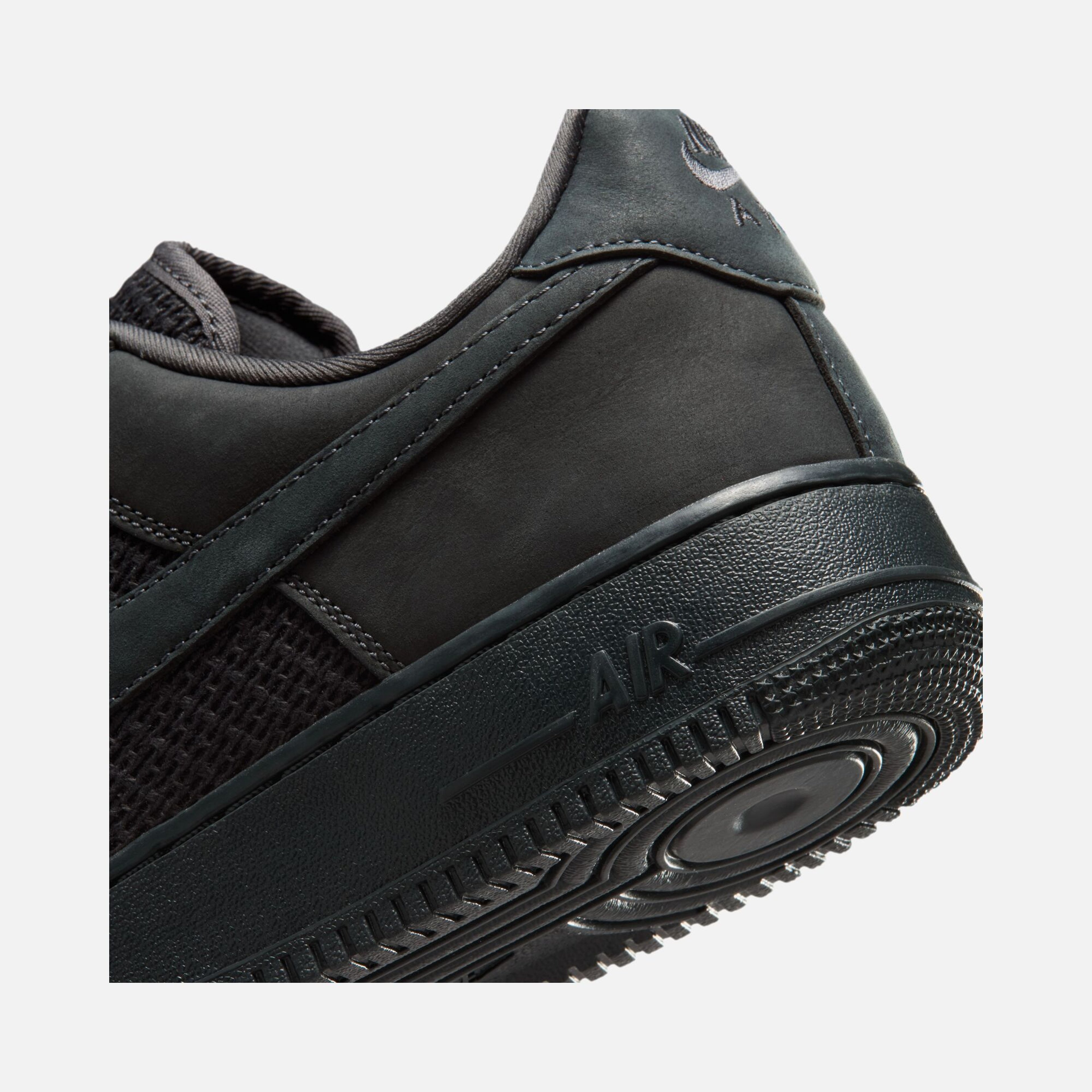 Nike Air Force 1 07 Lv8 SS26 Erkek Spor Ayakkabı
