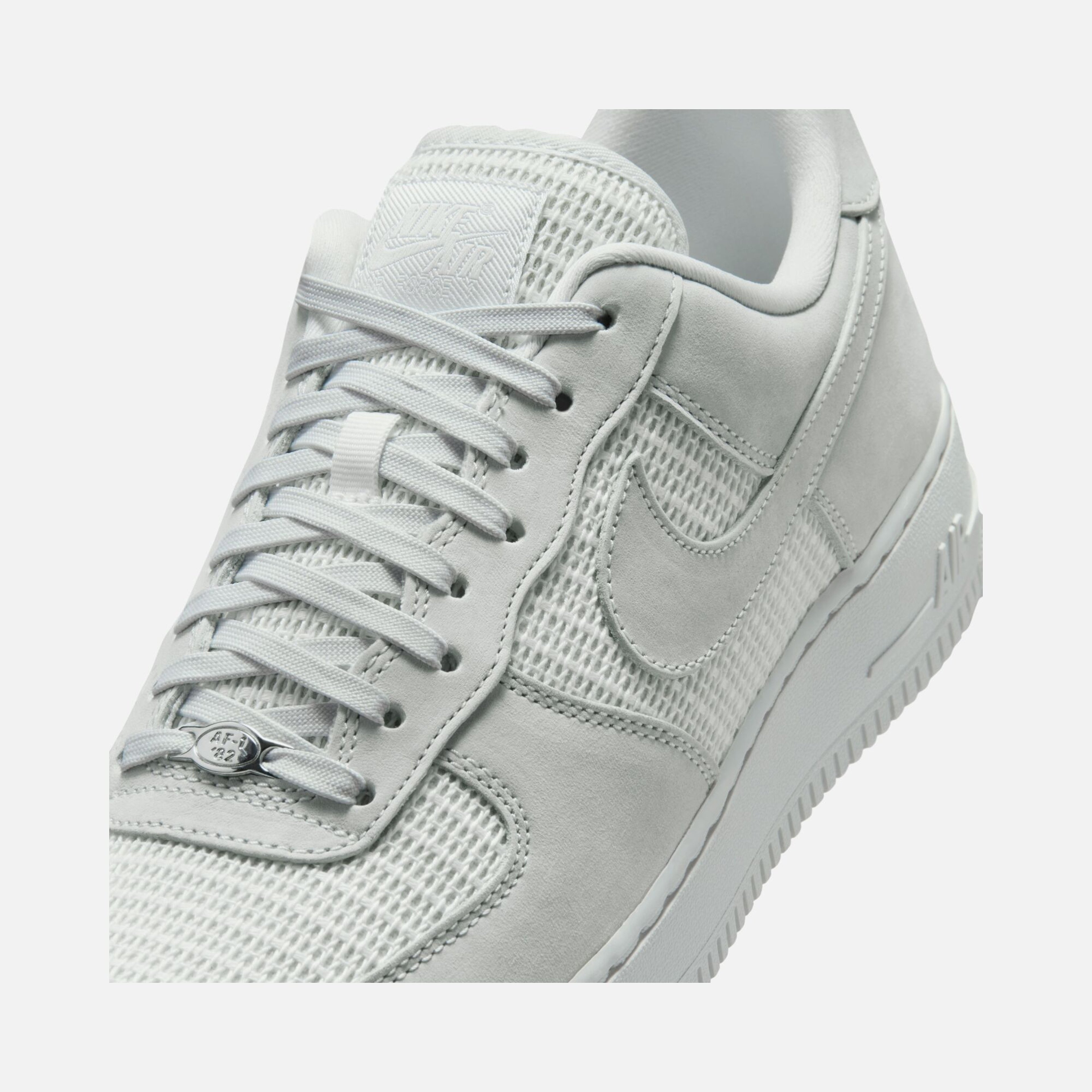 Nike Air Force 1 07 Lv8 SS26 Erkek Spor Ayakkabı