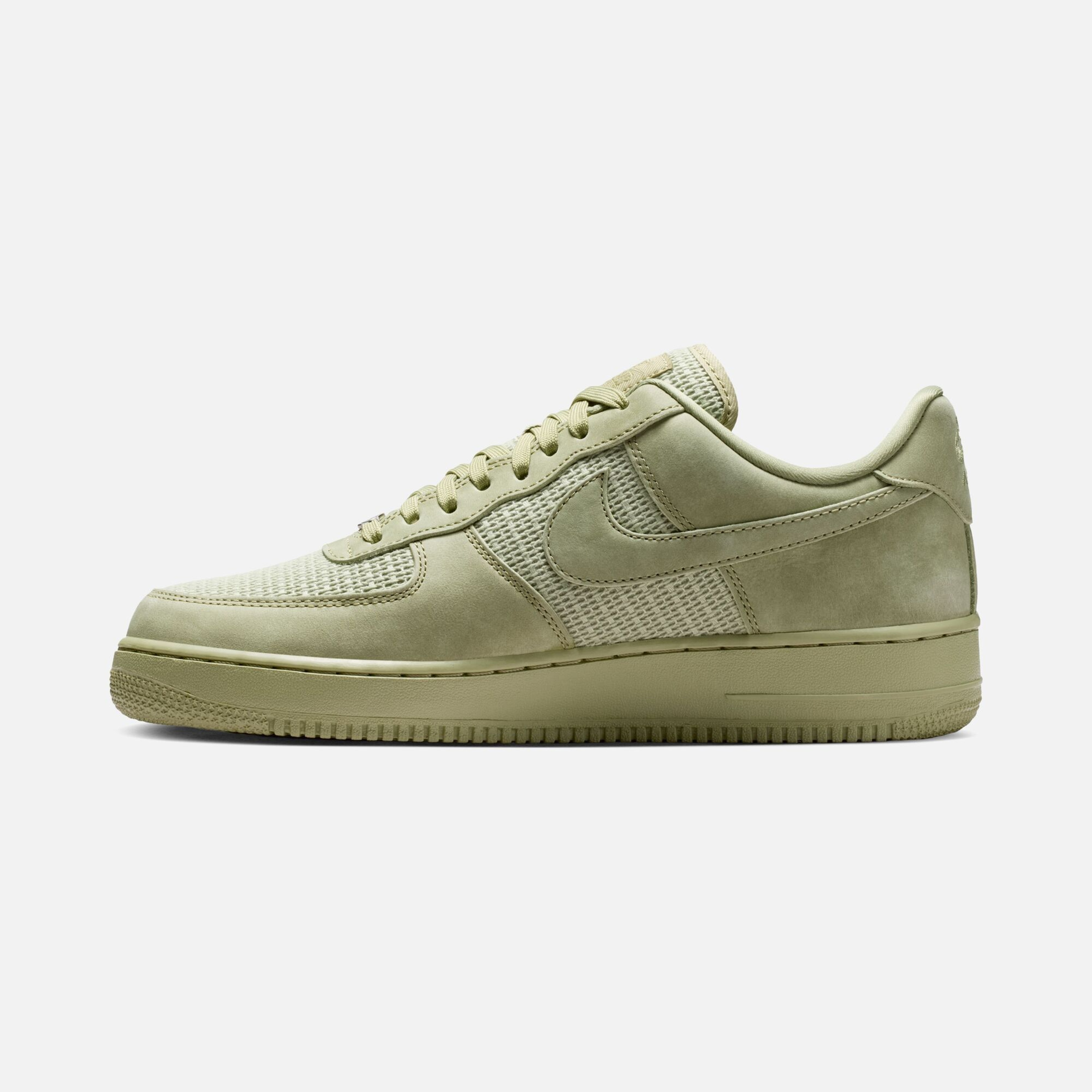 Nike Air Force 1 07 Lv8 SS26 Erkek Spor Ayakkabı