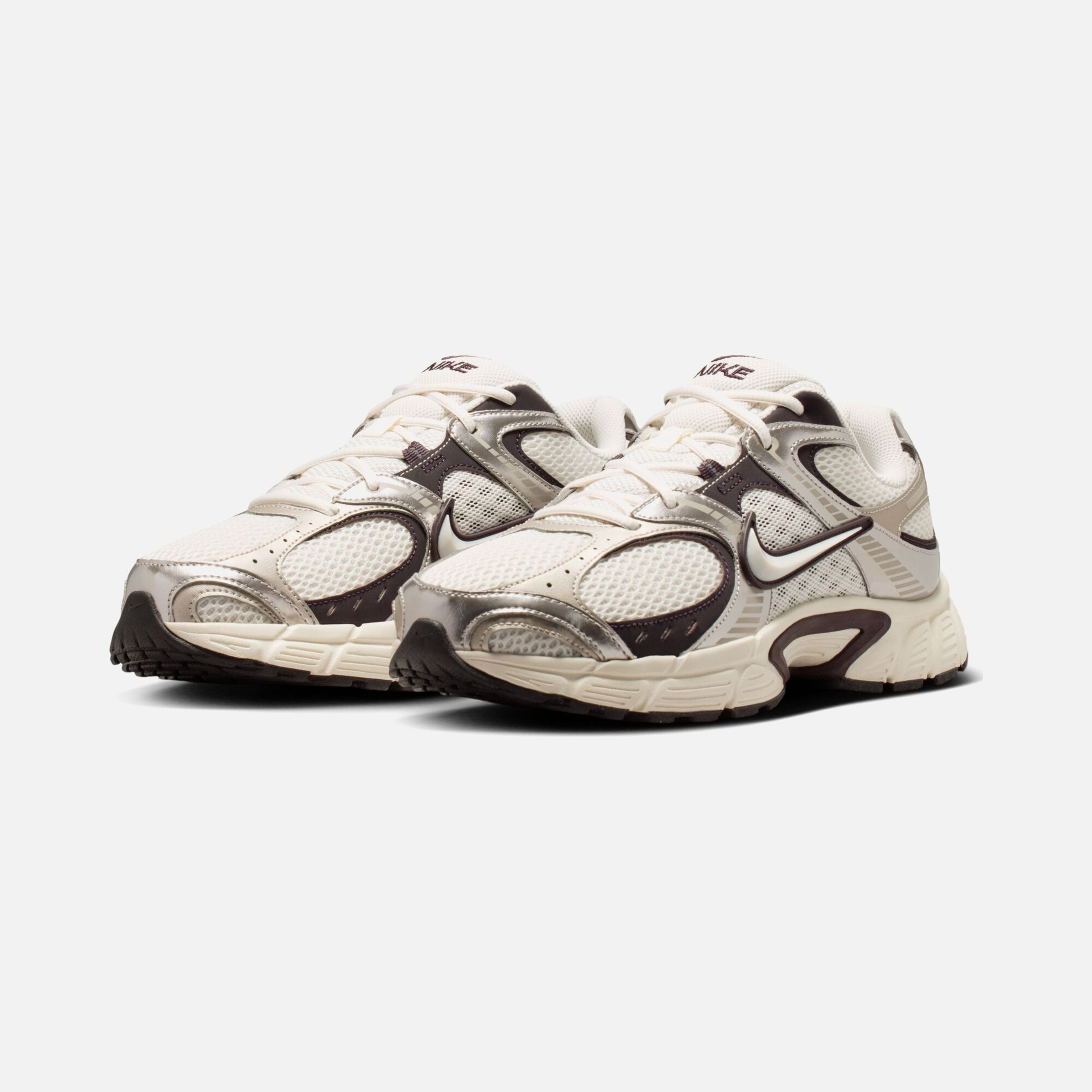 Nike V5 RNR Erkek Spor Ayakkabı