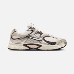 Nike V5 RNR Erkek Spor Ayakkabı