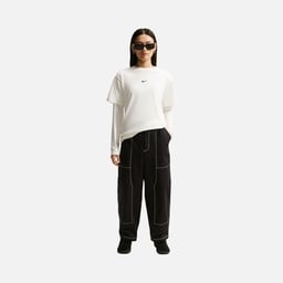Nike Sportswear Classic Kadın Tişört