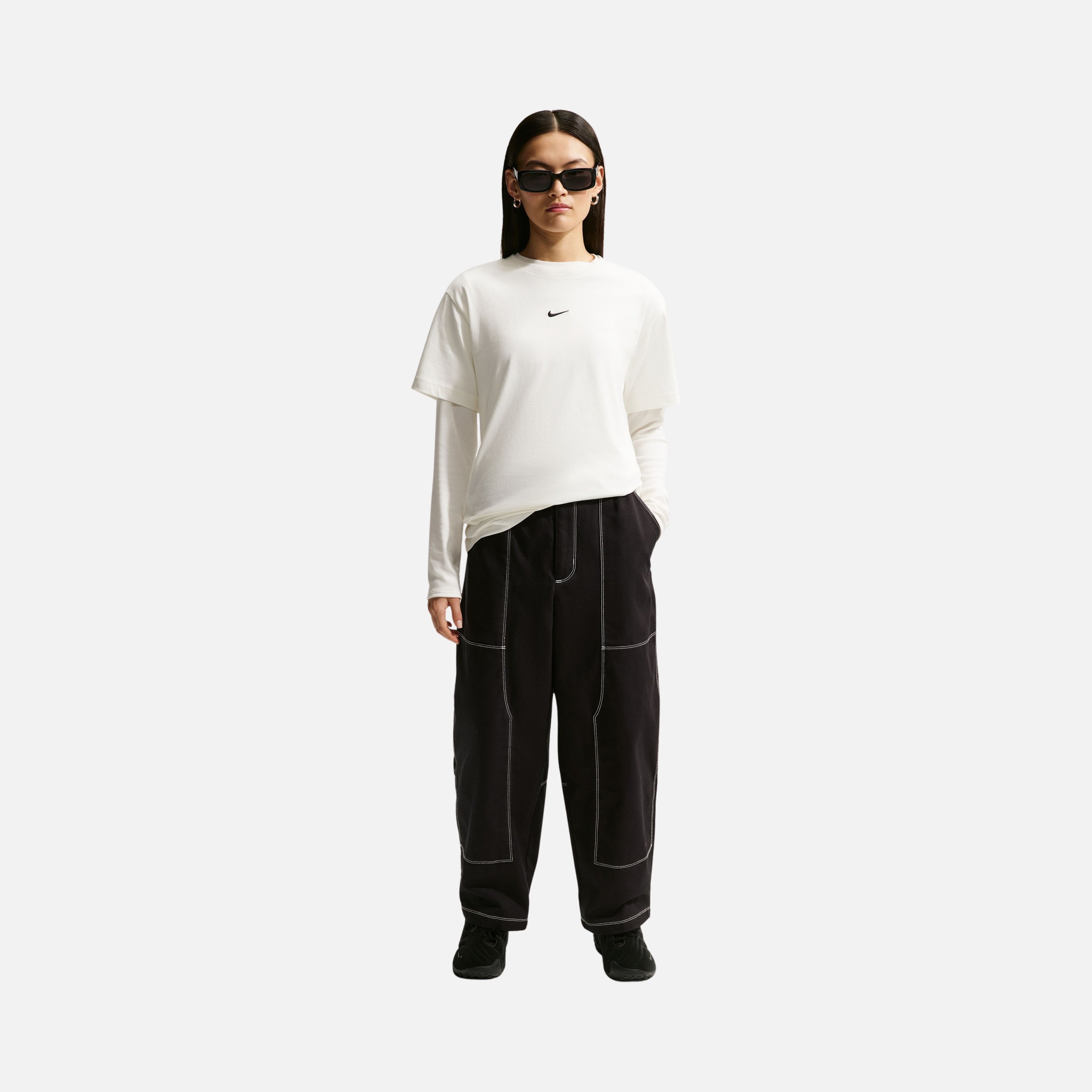 Nike Sportswear Classic Kadın Tişört