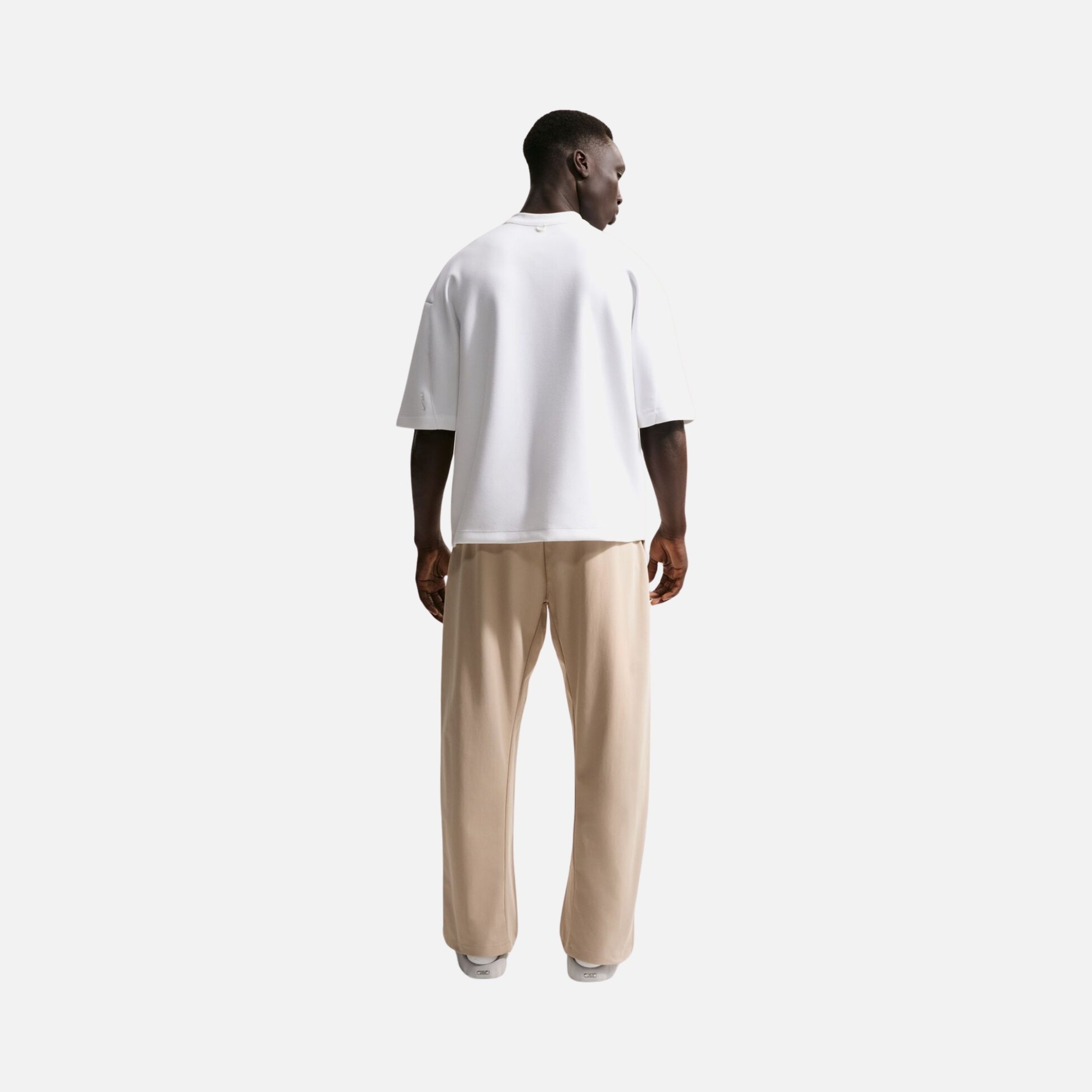 Nike ImpossiblySoft Dri-FIT 24/7 Erkek Tişört