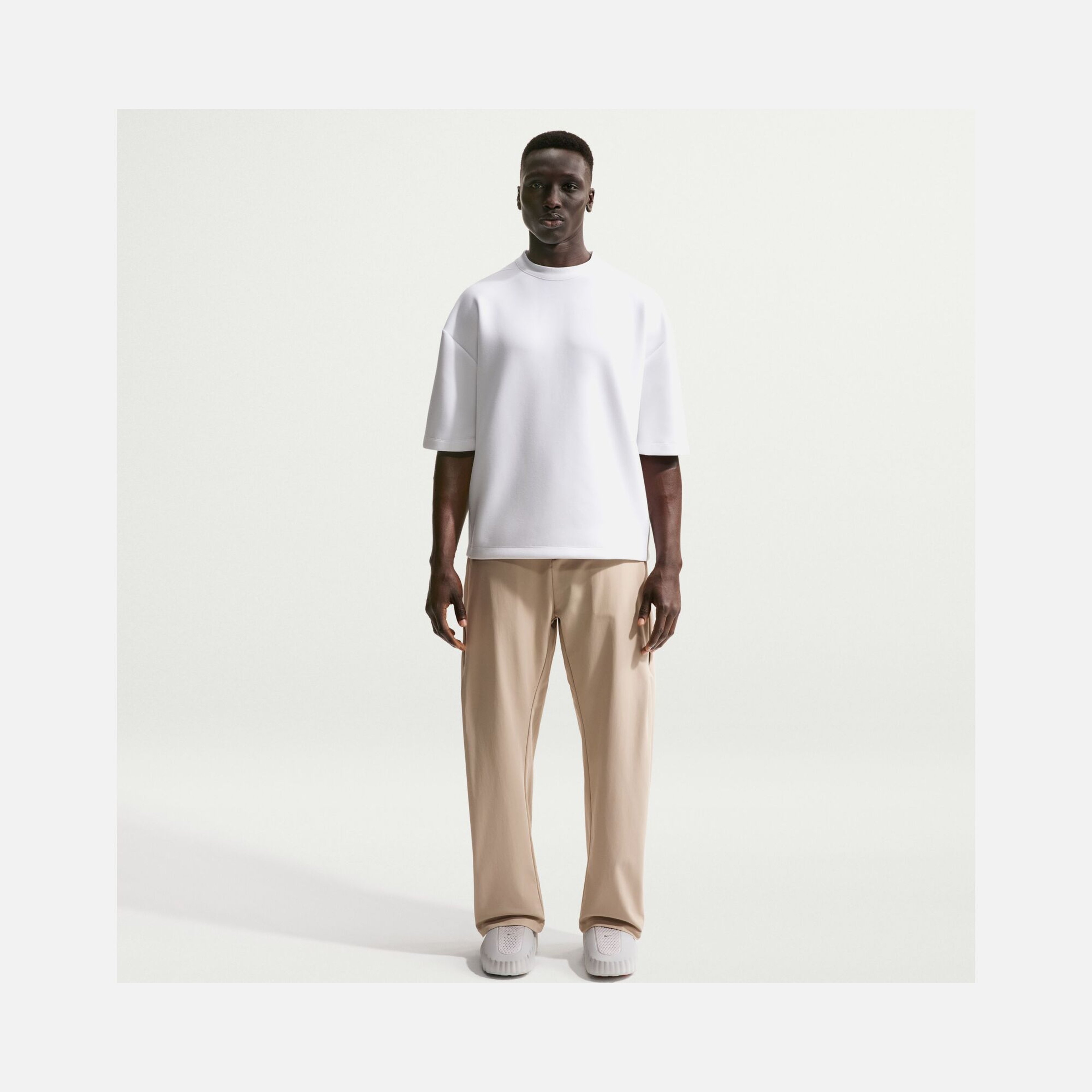 Nike ImpossiblySoft Dri-FIT 24/7 Erkek Tişört