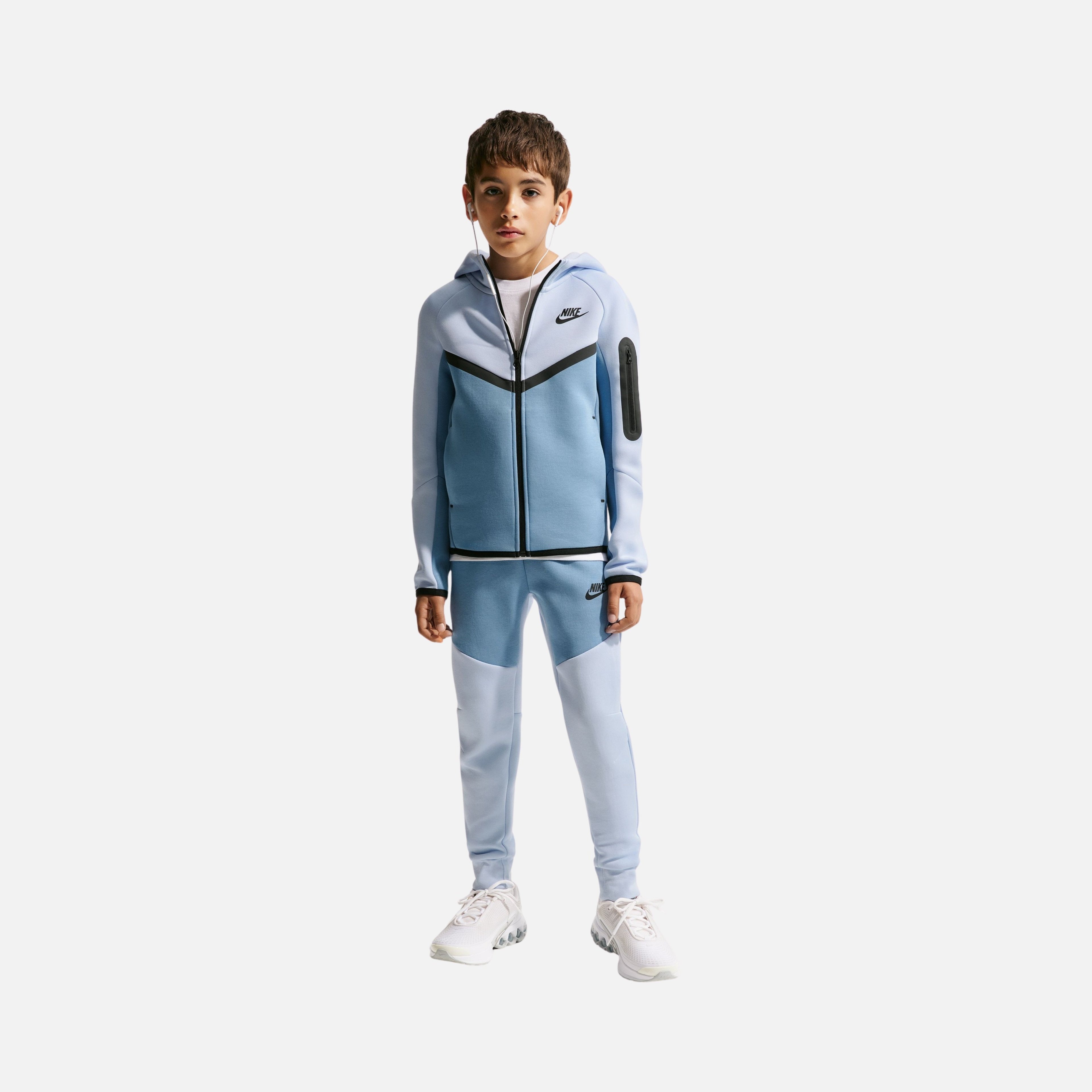 Nike Sportswear Smooth Tech Fleece Full-Zip Hooded Çocuk Ceket