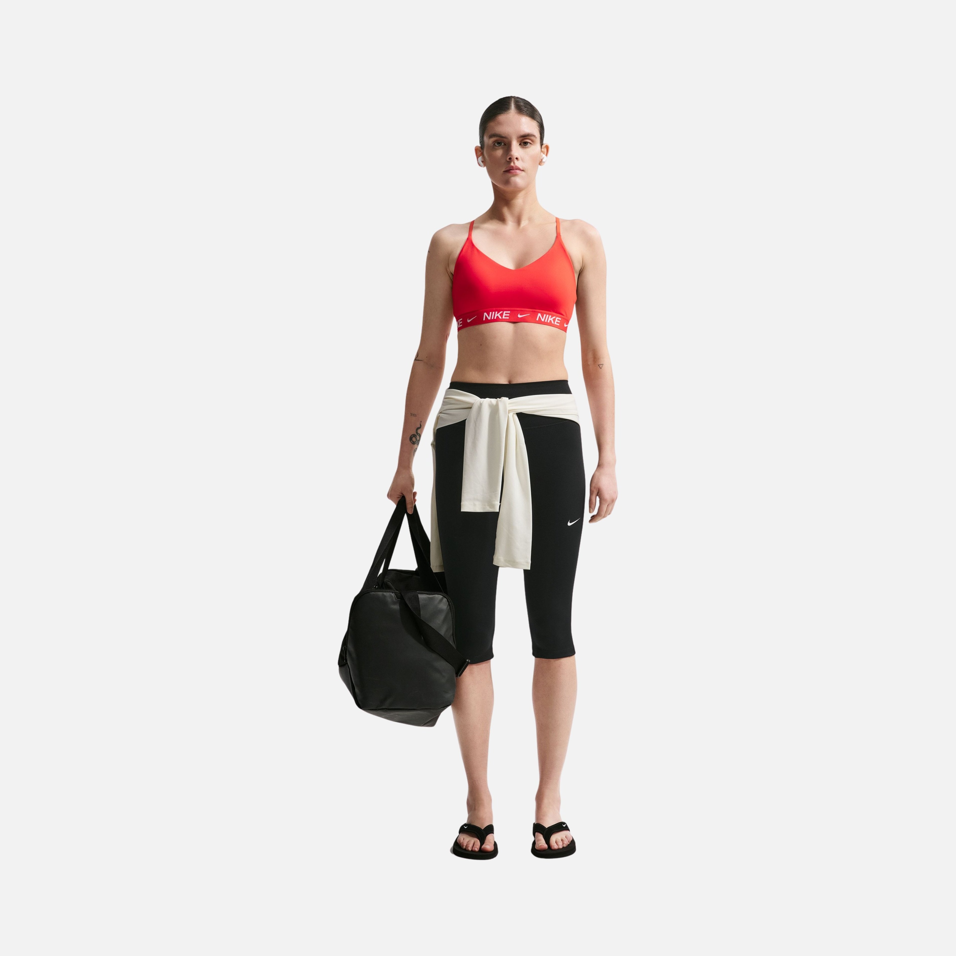 Nike Indy Light-Support Padded Adjustable Training Sports Kadın Bra