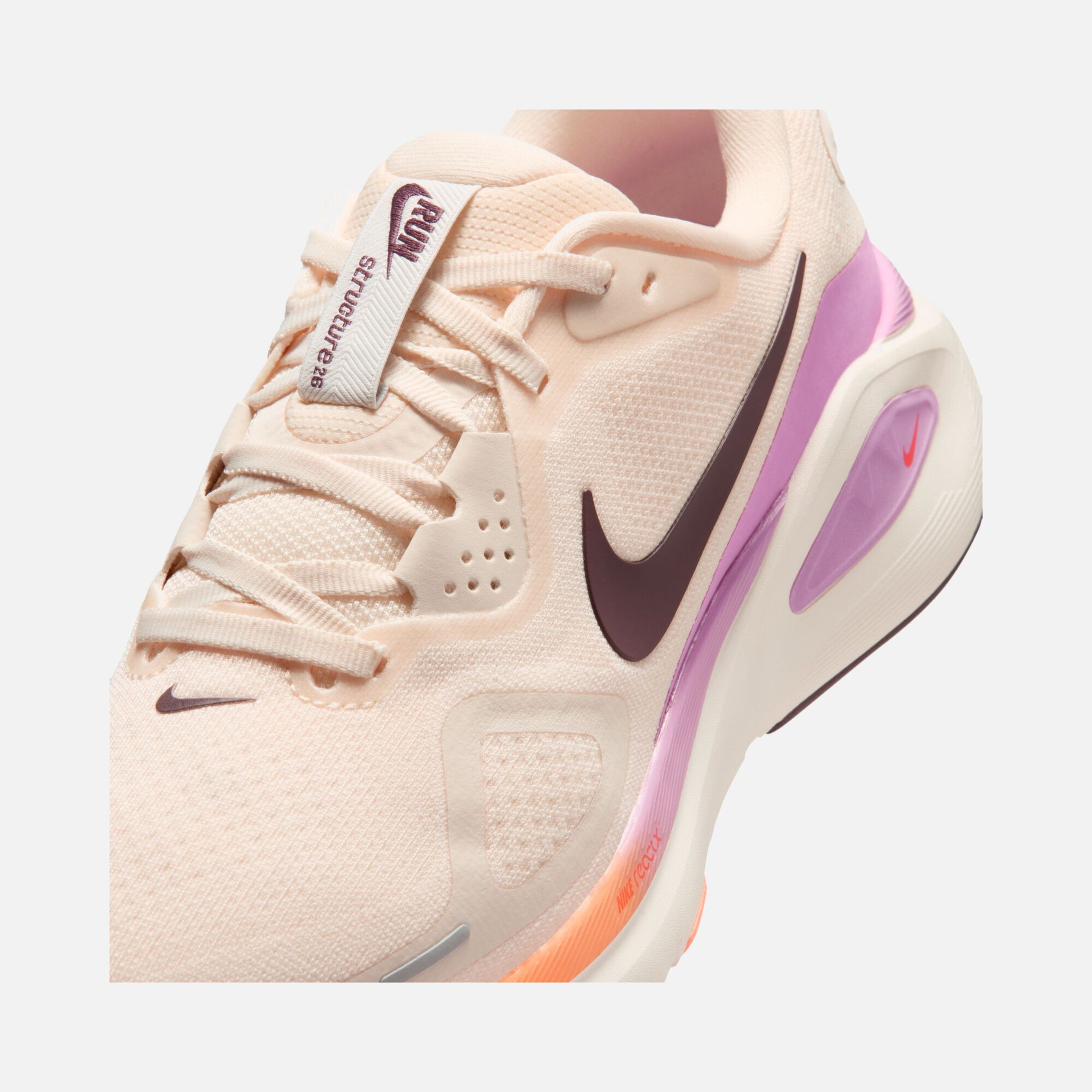 Nike Structure 26 Kadın Koşu Ayakkabısı
