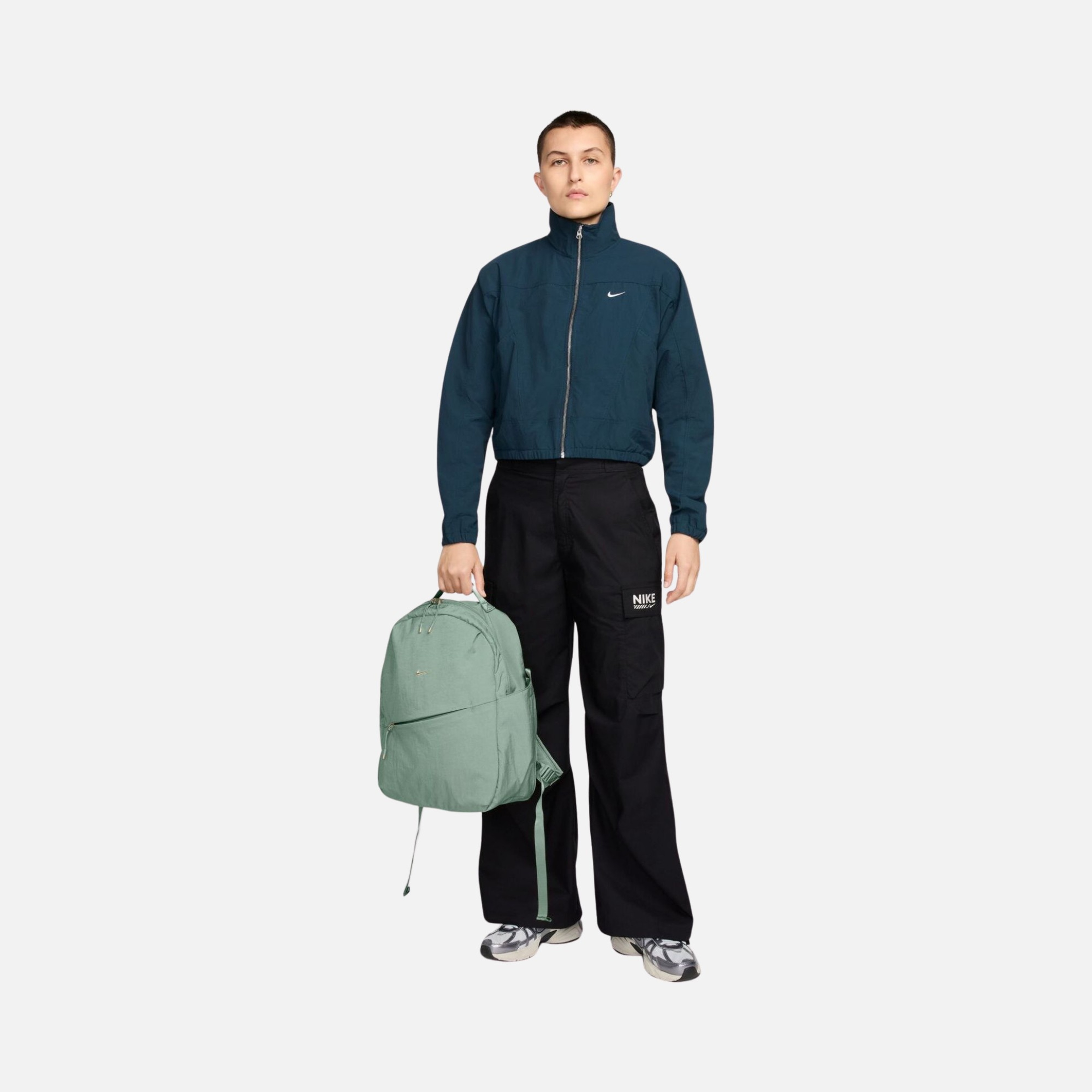 Nike Sportswear Aura (24 L) Kadın Sırt Çantası