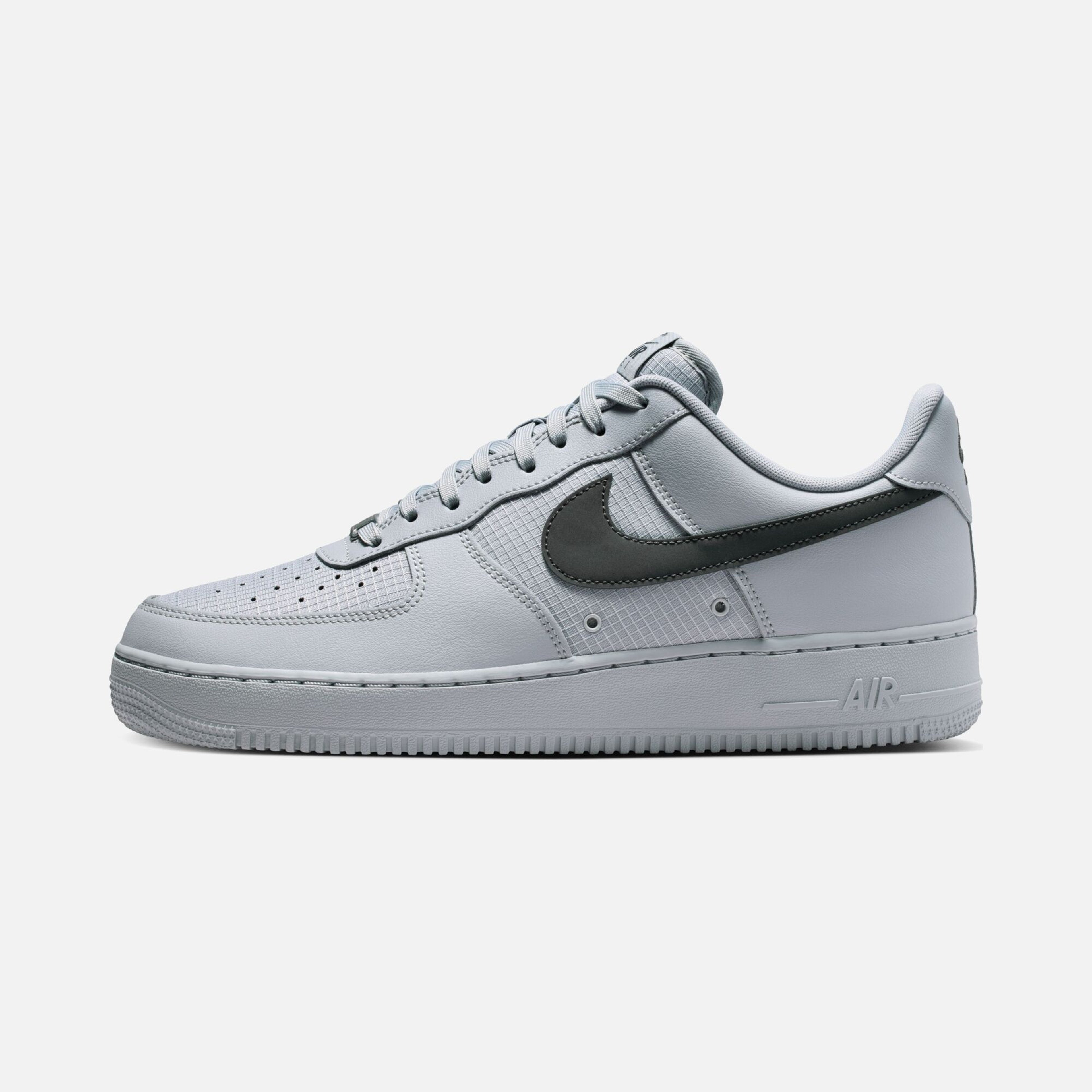 Nike Air Force 1 07 Lv8 Erkek Spor Ayakkabı