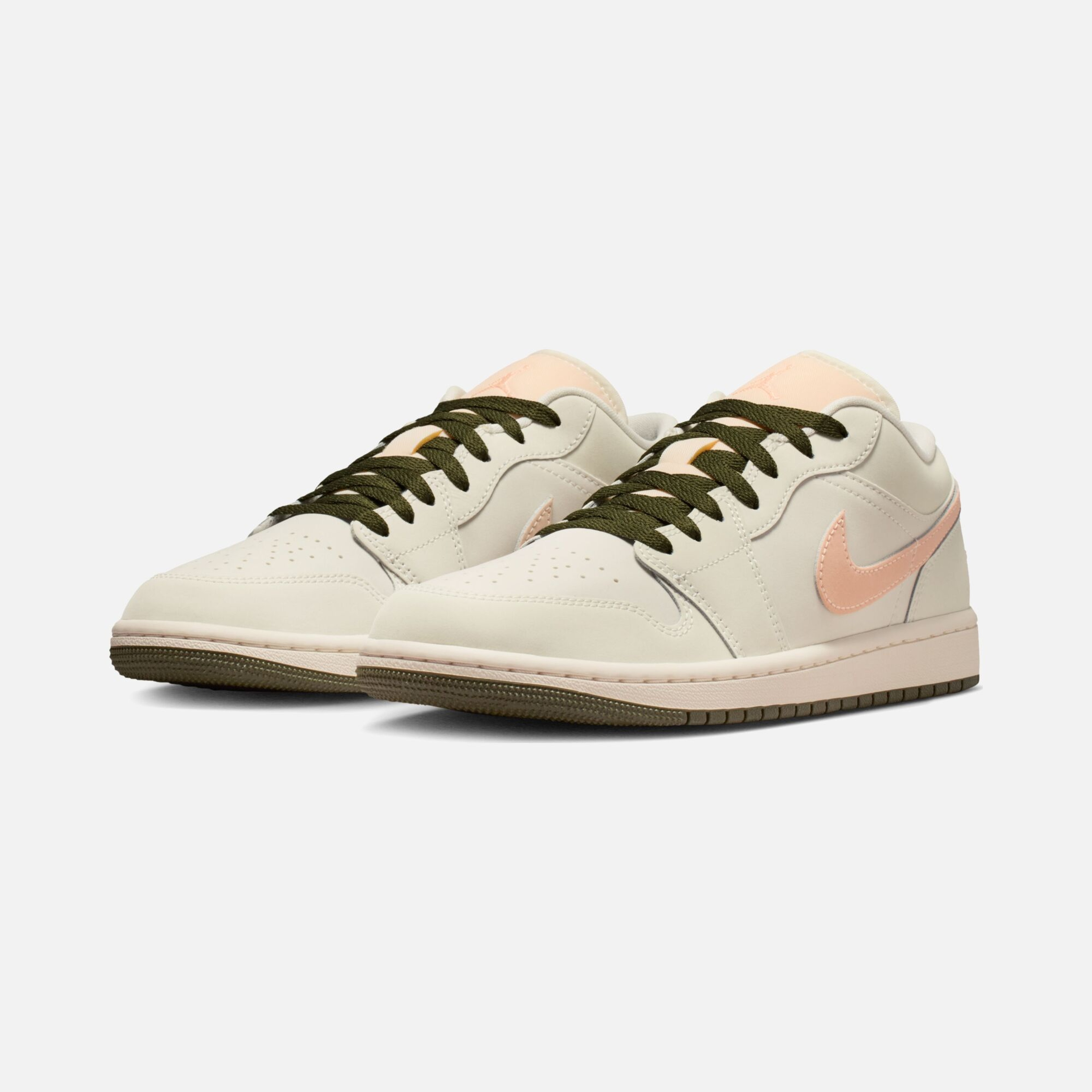 Nike Air Jordan 1 Low Kadın Spor Ayakkabı