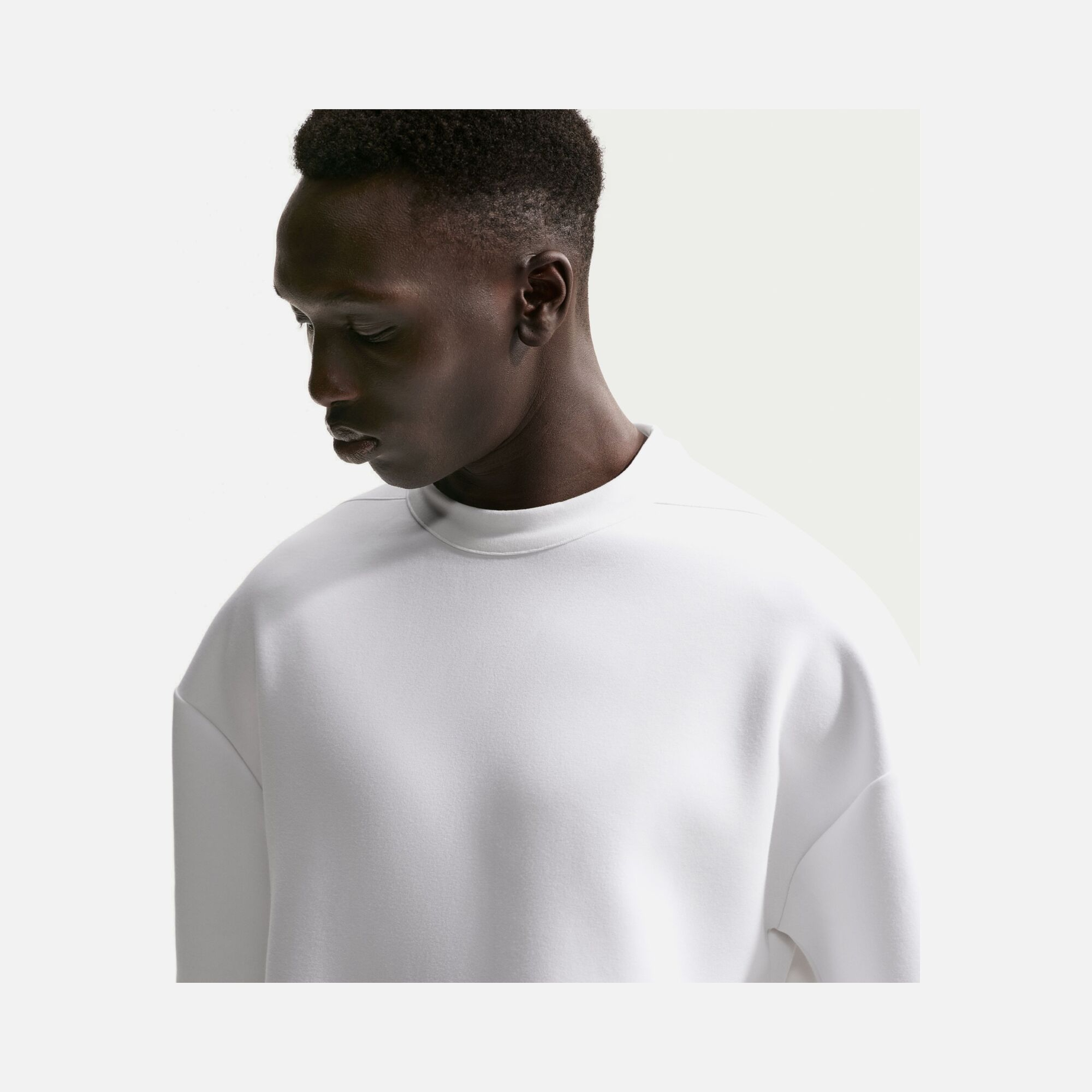 Nike ImpossiblySoft Dri-FIT 24/7 Erkek Tişört