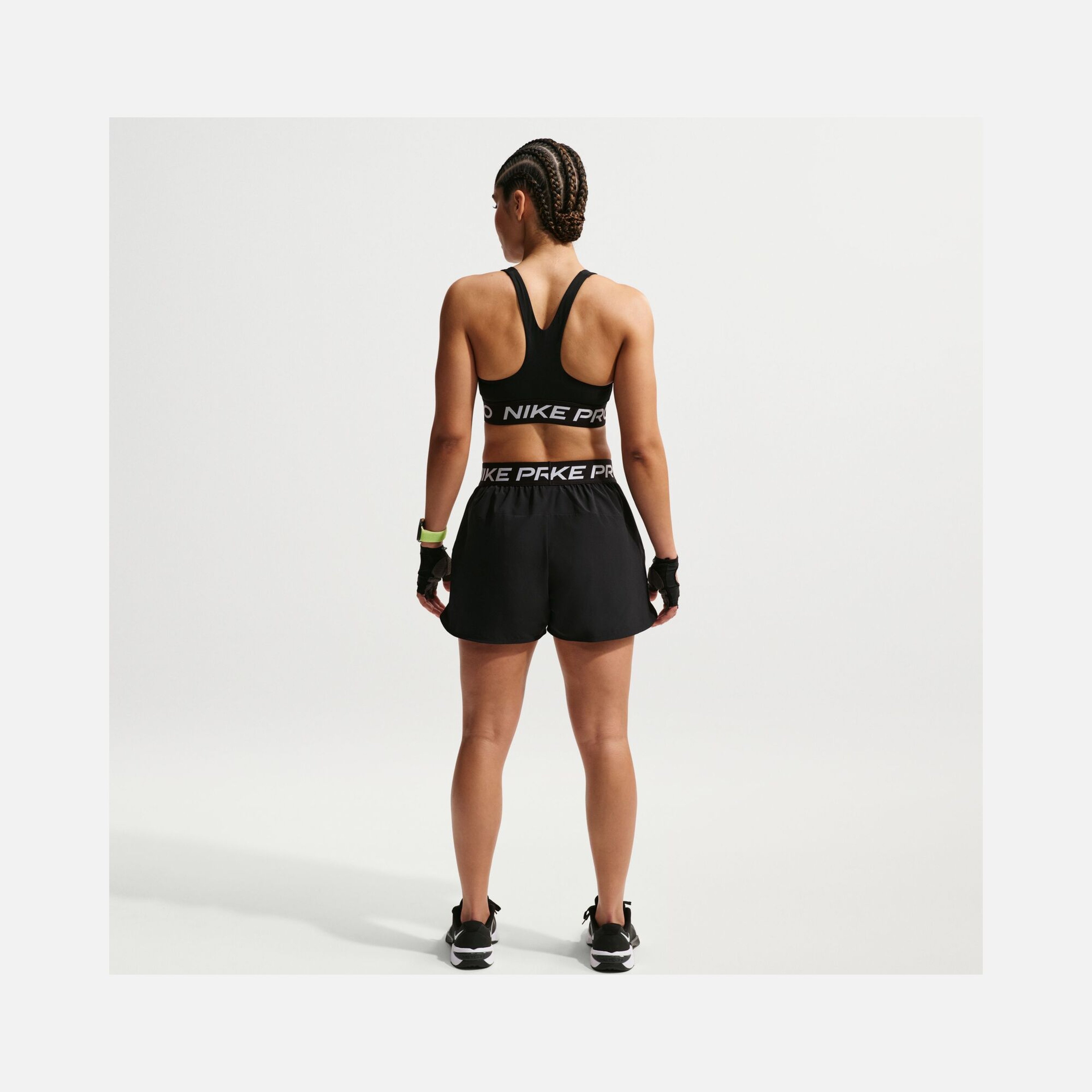 Nike Pro 2in1 Kadın Şort