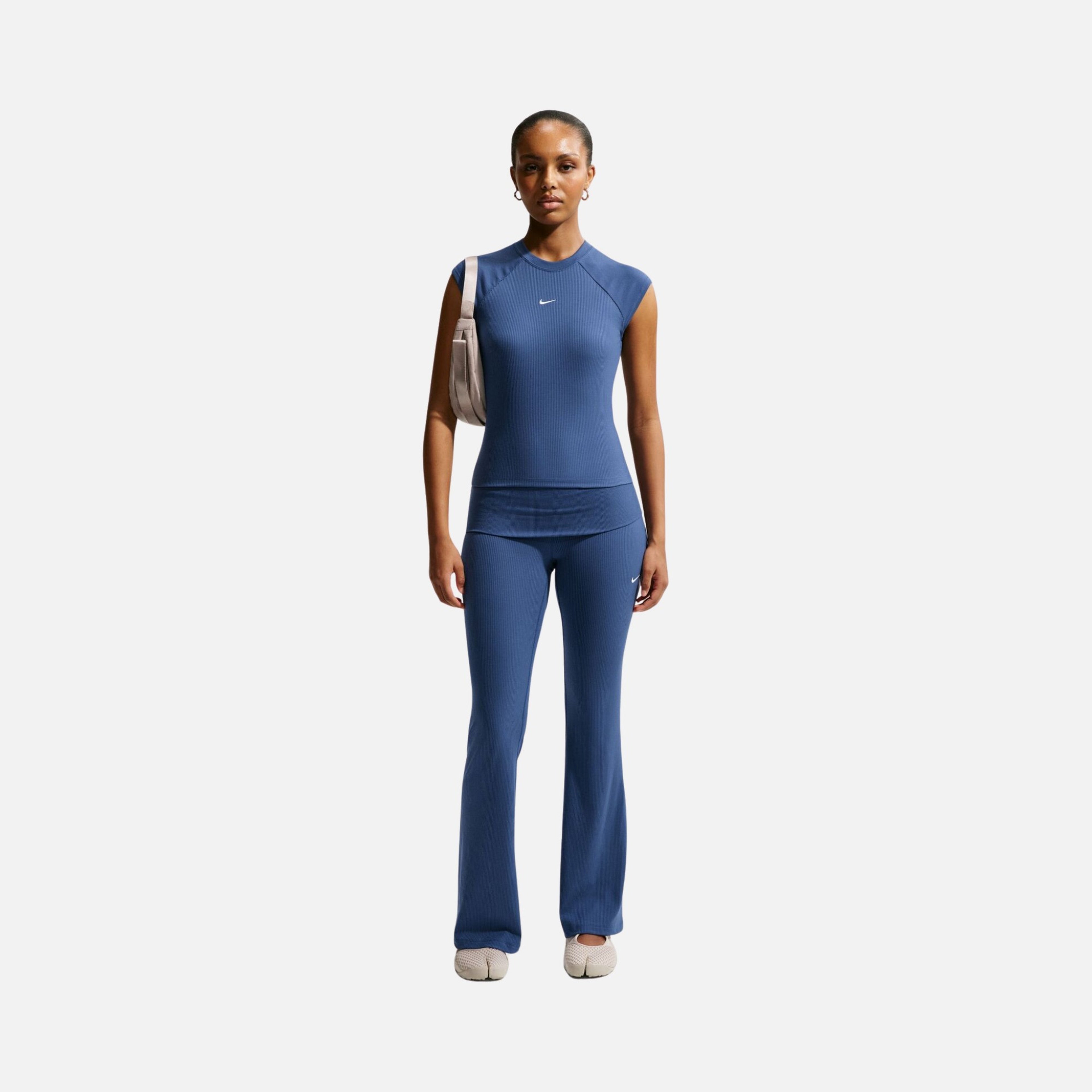 Nike Nsw Chill Knit Rib Ss Top Kadın Tişört