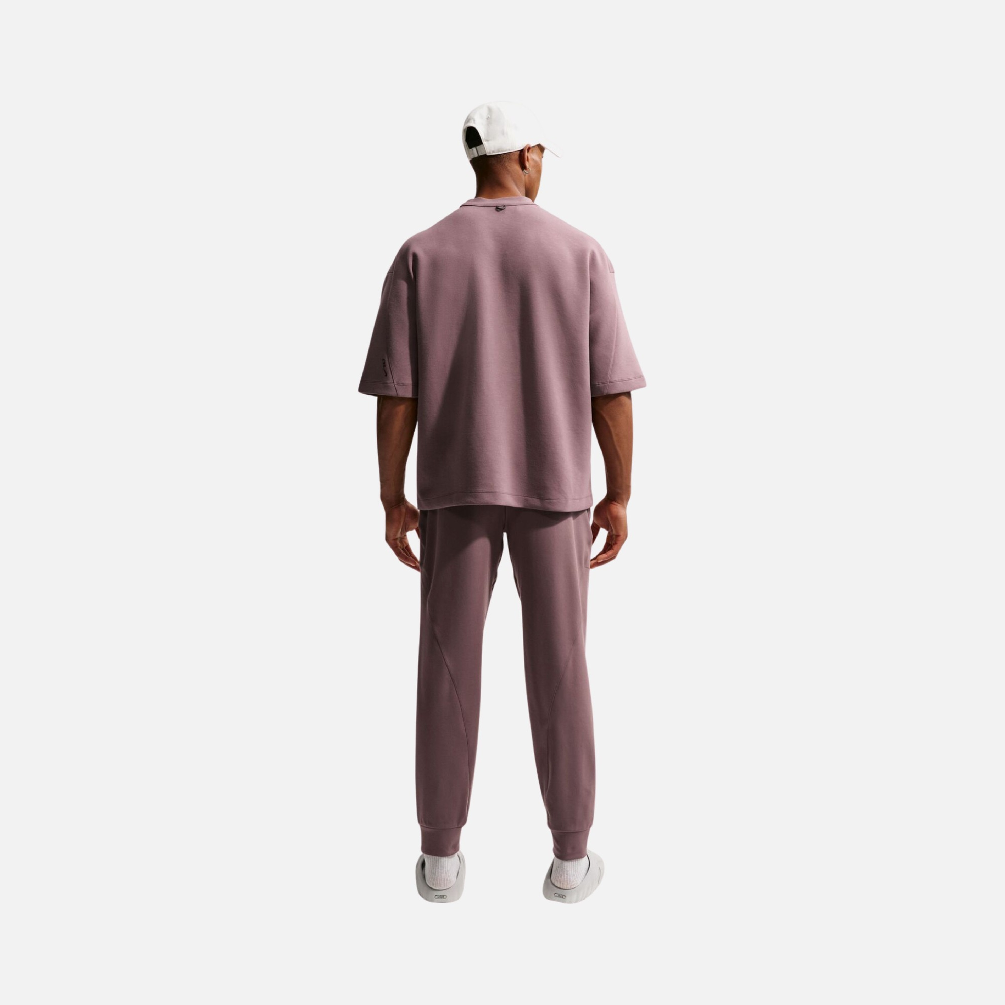 Nike ImpossiblySoft Dri-FIT 24/7 Erkek Tişört