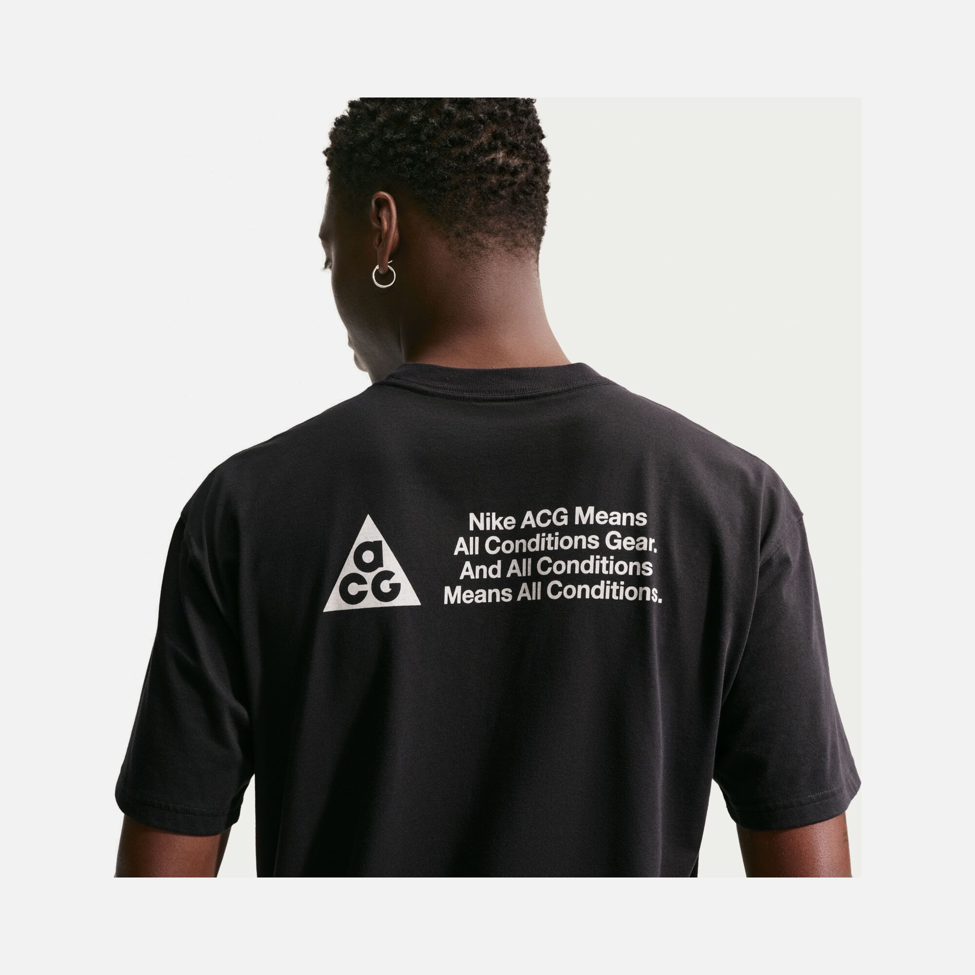 Nike ACG Dri-FIT Loose Fit Erkek Tişört