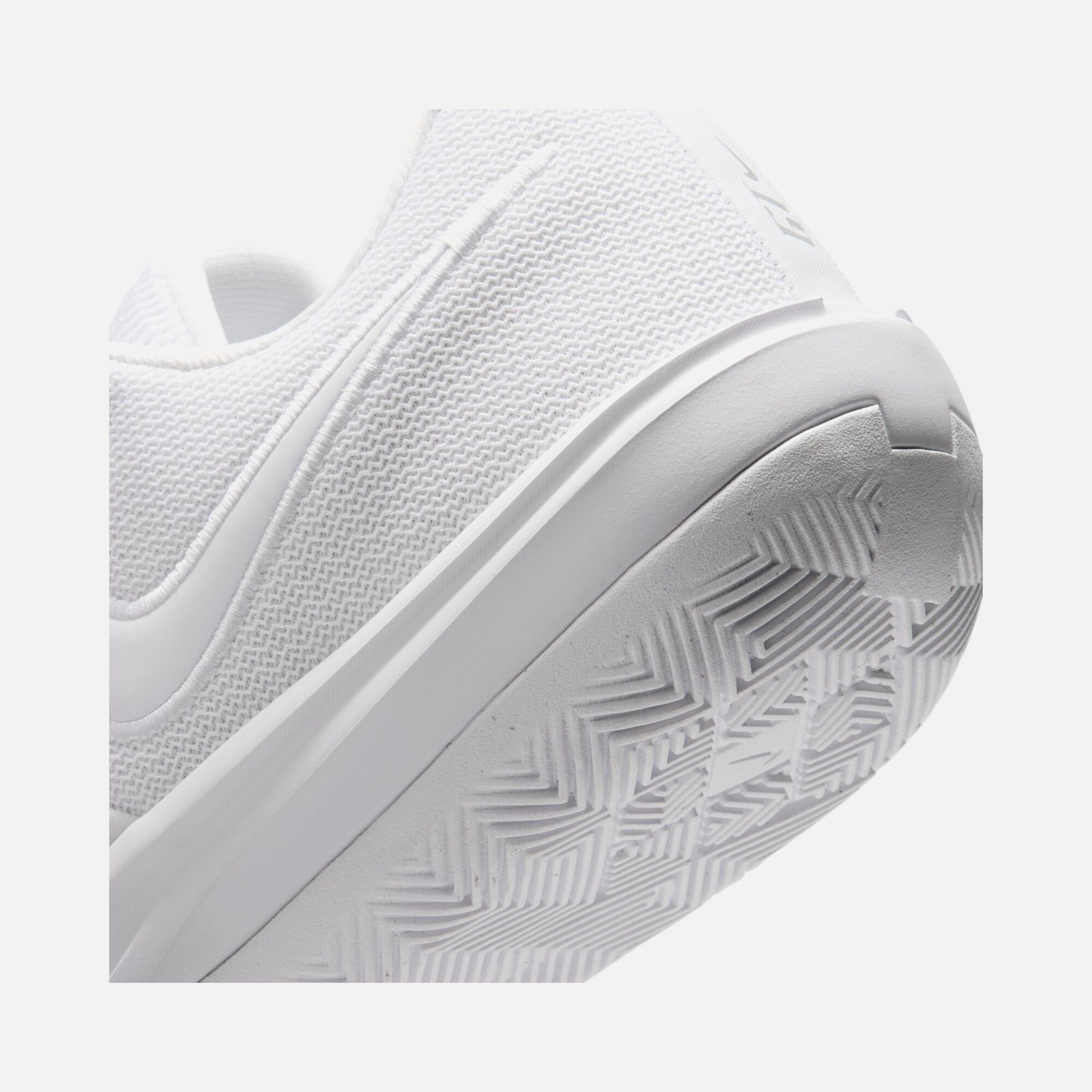 Nike Air Zoom G.T. Cut Academy 2 Erkek Basketbol Ayakkabısı