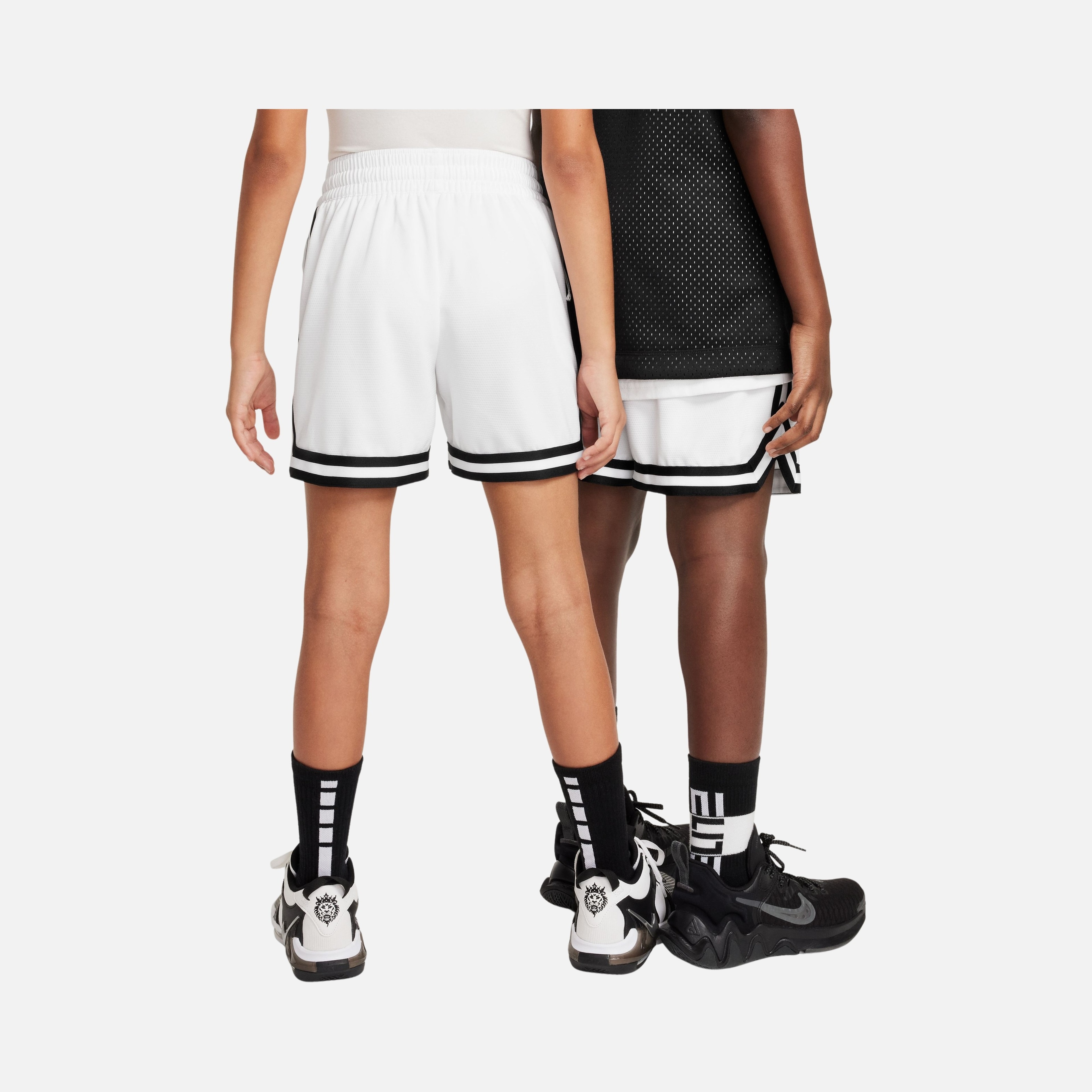 Nike Dri-Fit Dna 24 Short 5 In Çocuk Şort