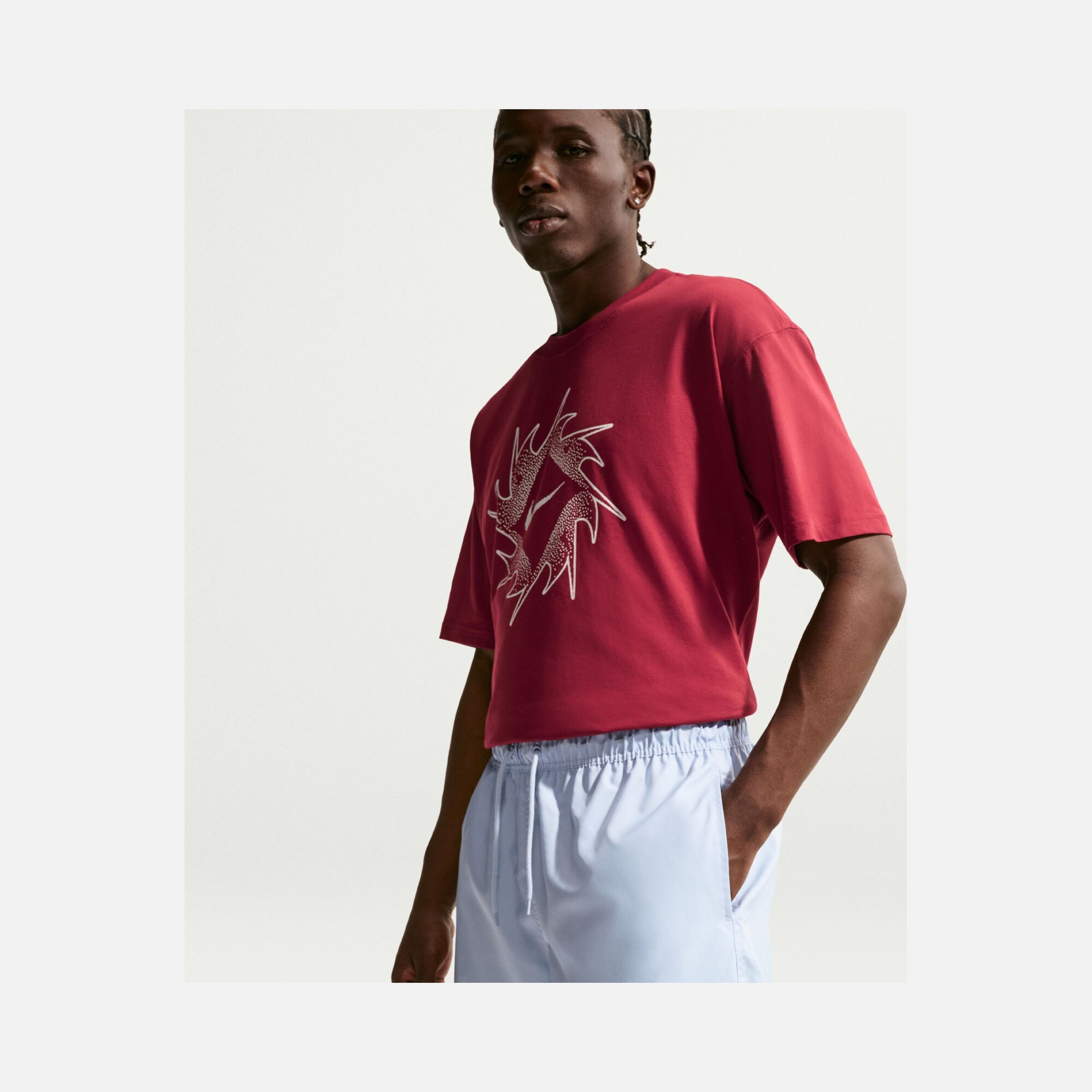 Nike Sportswear Club+ Flow Versatile Weave Loose Erkek Şort