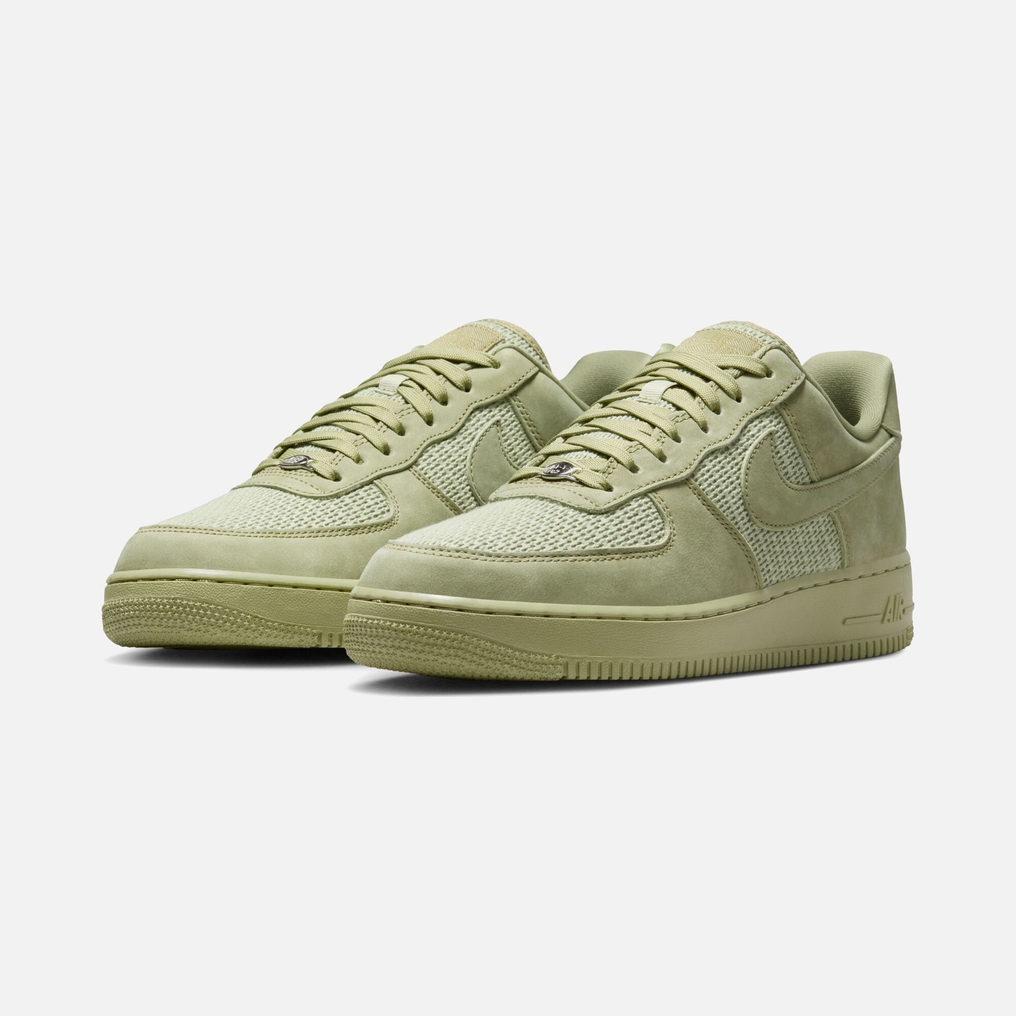 Nike Air Force 1 07 Lv8 SS26 Erkek Spor Ayakkabı