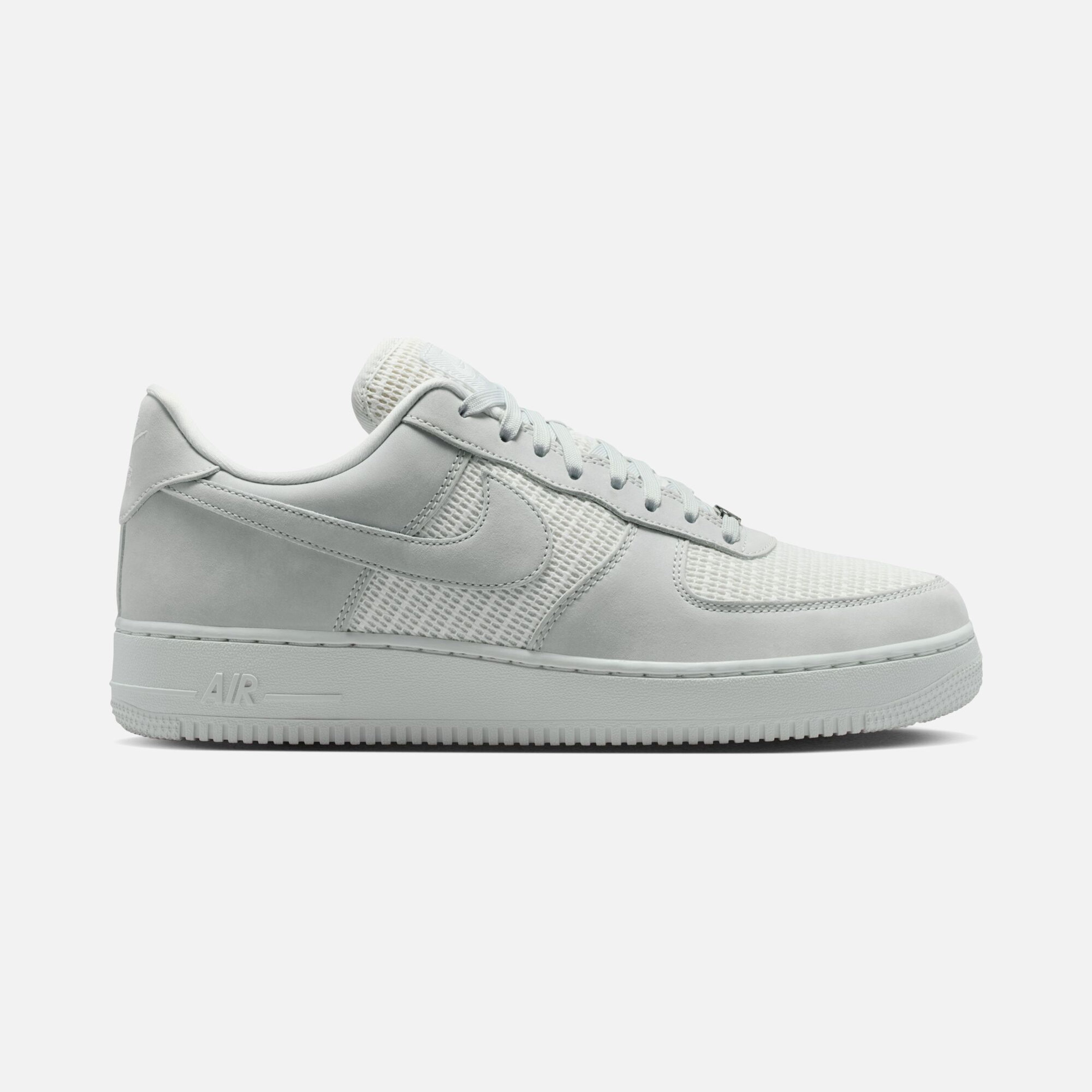 Nike Air Force 1 07 Lv8 SS26 Erkek Spor Ayakkabı