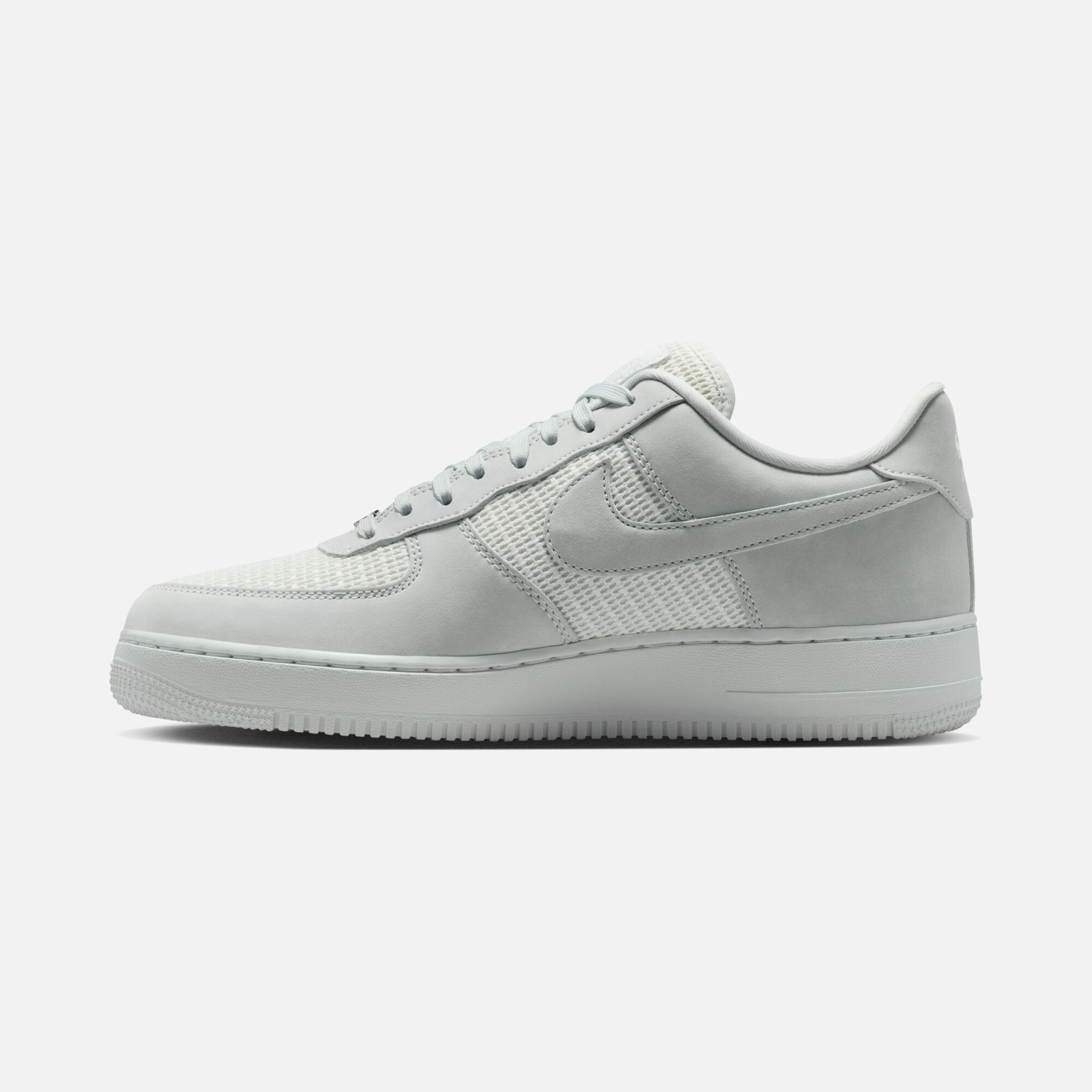 Nike Air Force 1 07 Lv8 SS26 Erkek Spor Ayakkabı