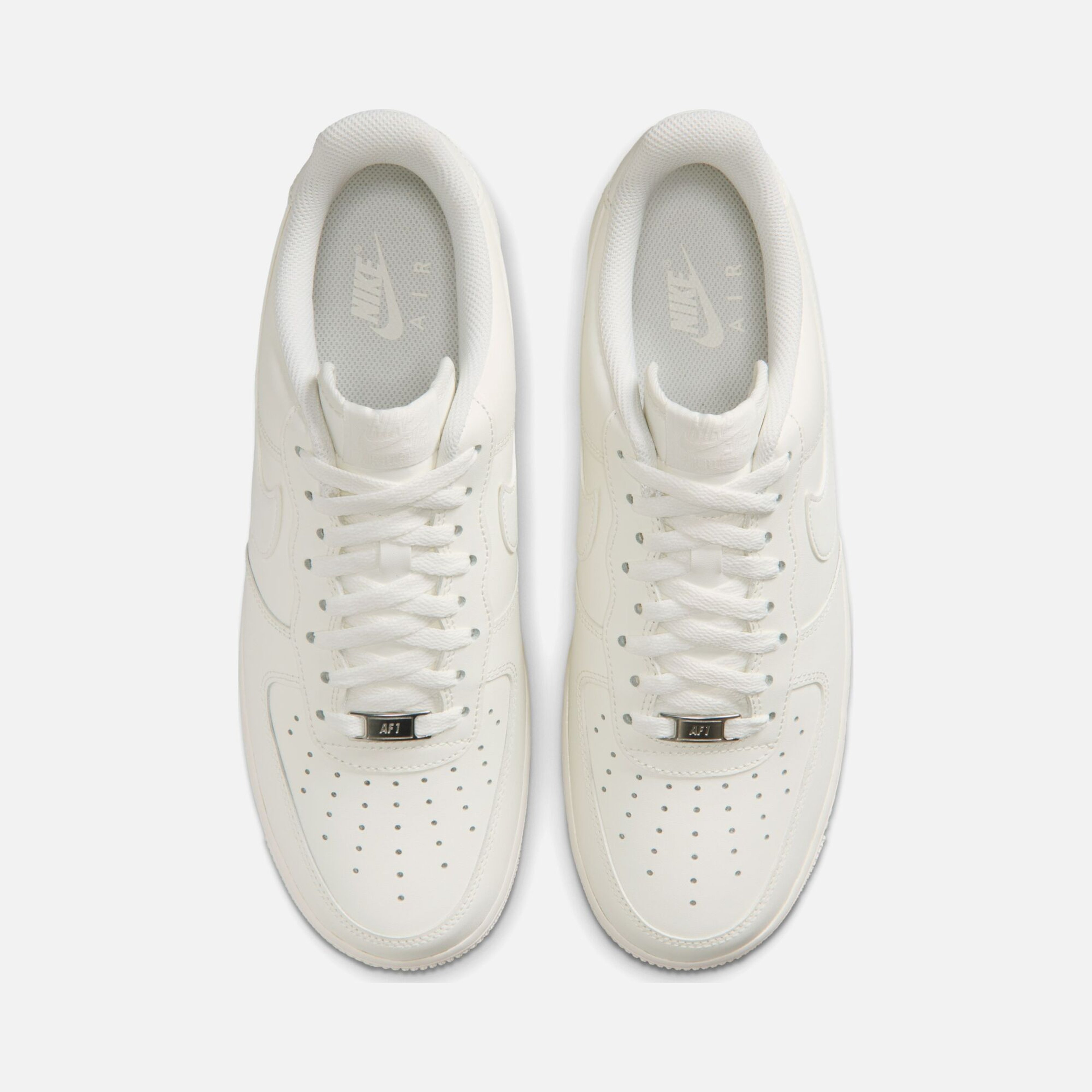 Nike Air Force 1 07 Erkek Spor Ayakkabı