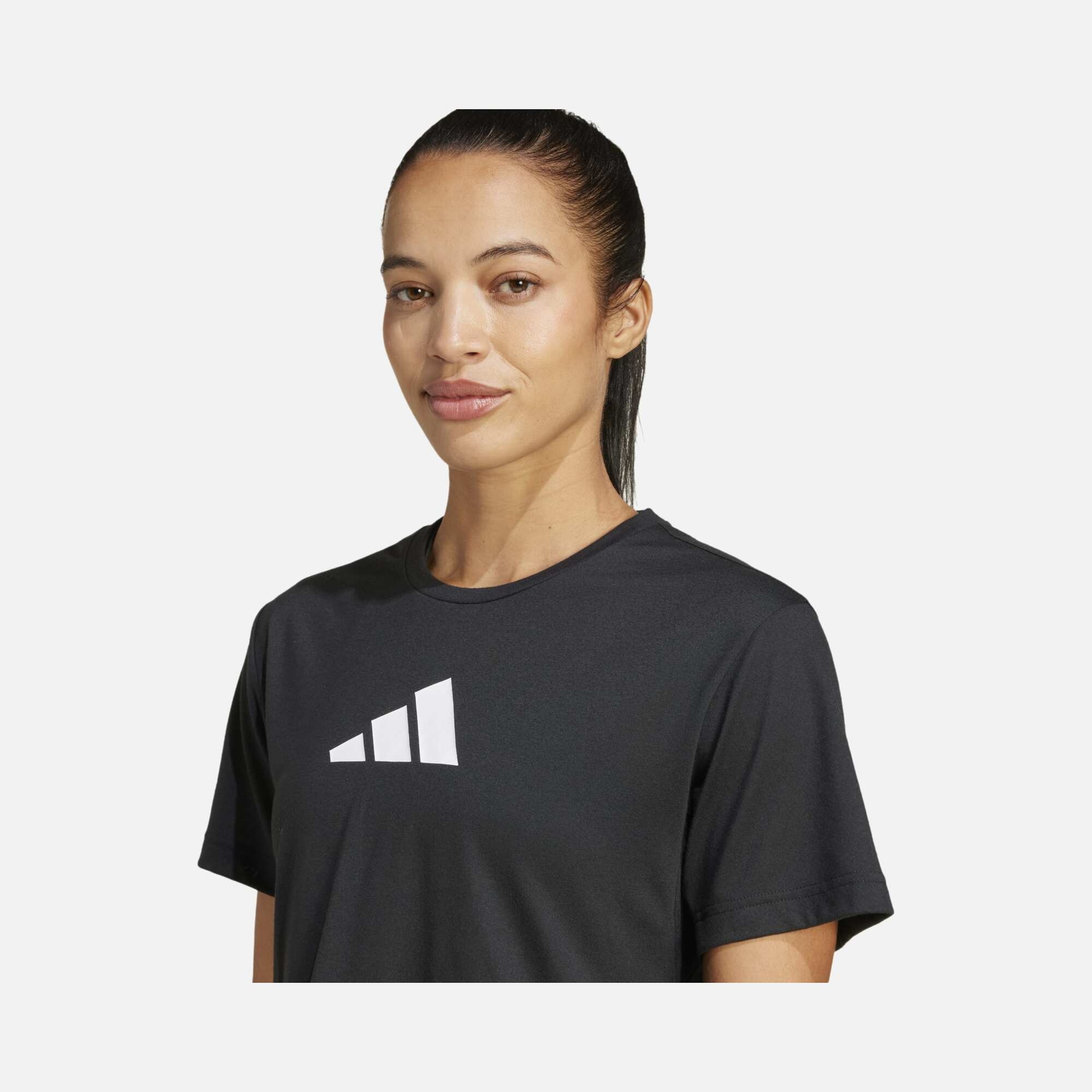 adidas We Bl Tee Kadın Tişört