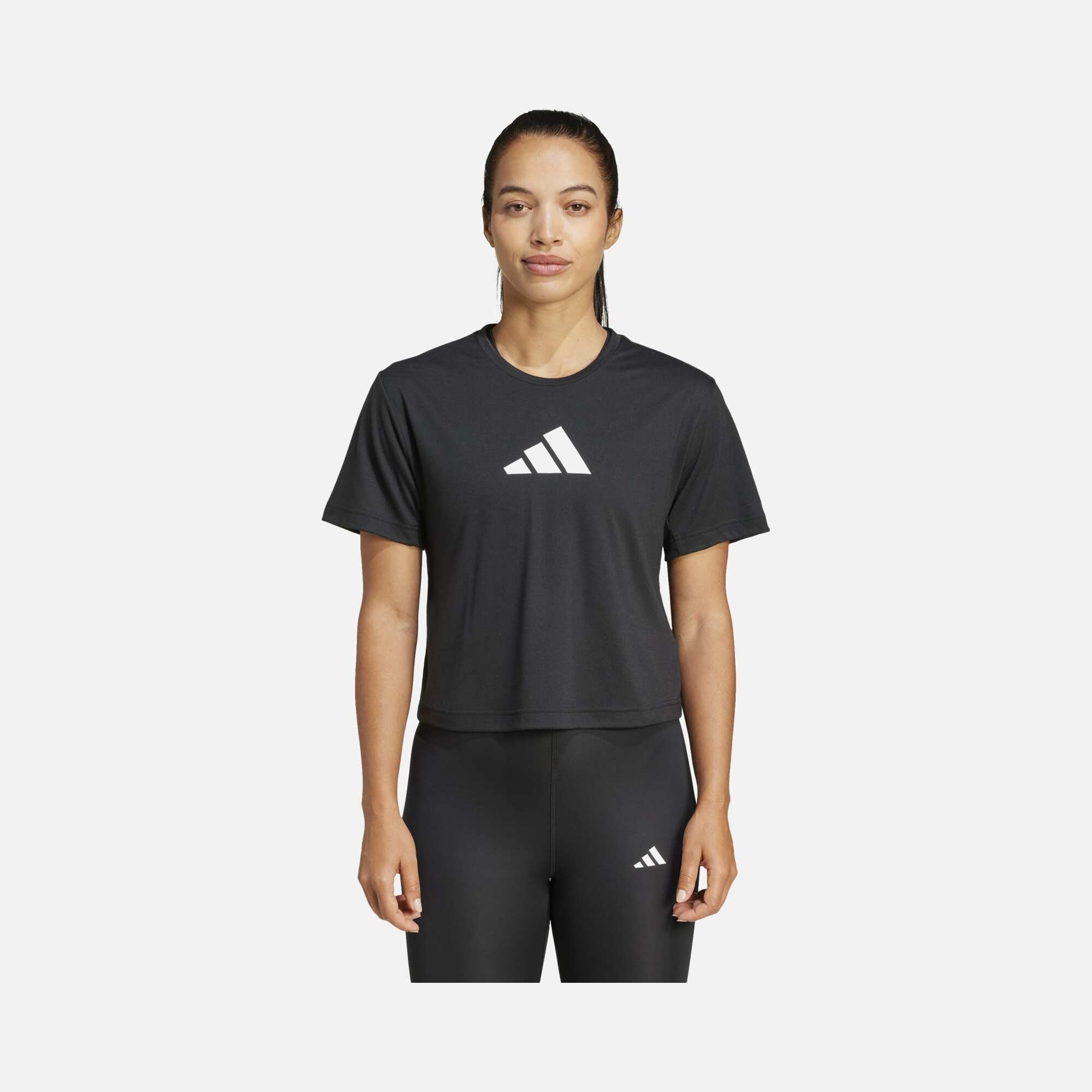 adidas We Bl Tee Kadın Tişört
