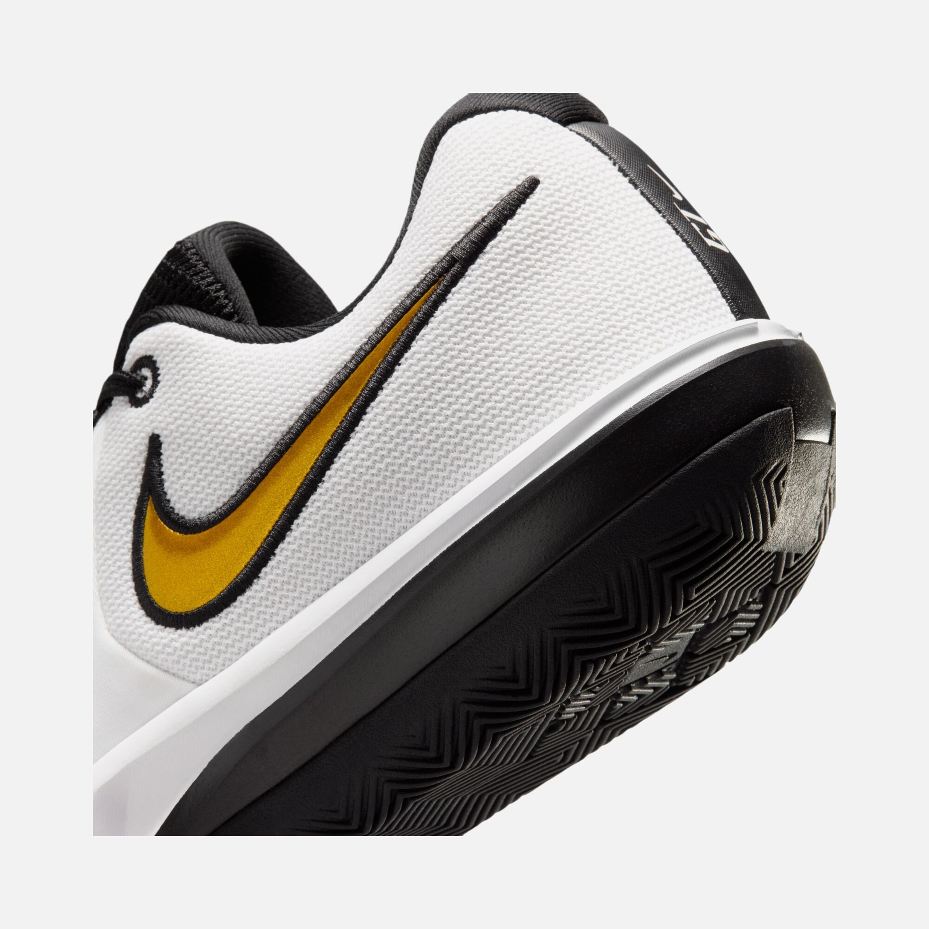Nike Air Zoom G.T. Cut Academy 2 Erkek Basketbol Ayakkabısı