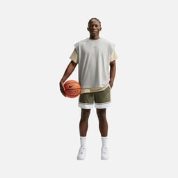 Nike Standard Issue Dri-FIT 15cm Erkek Şort