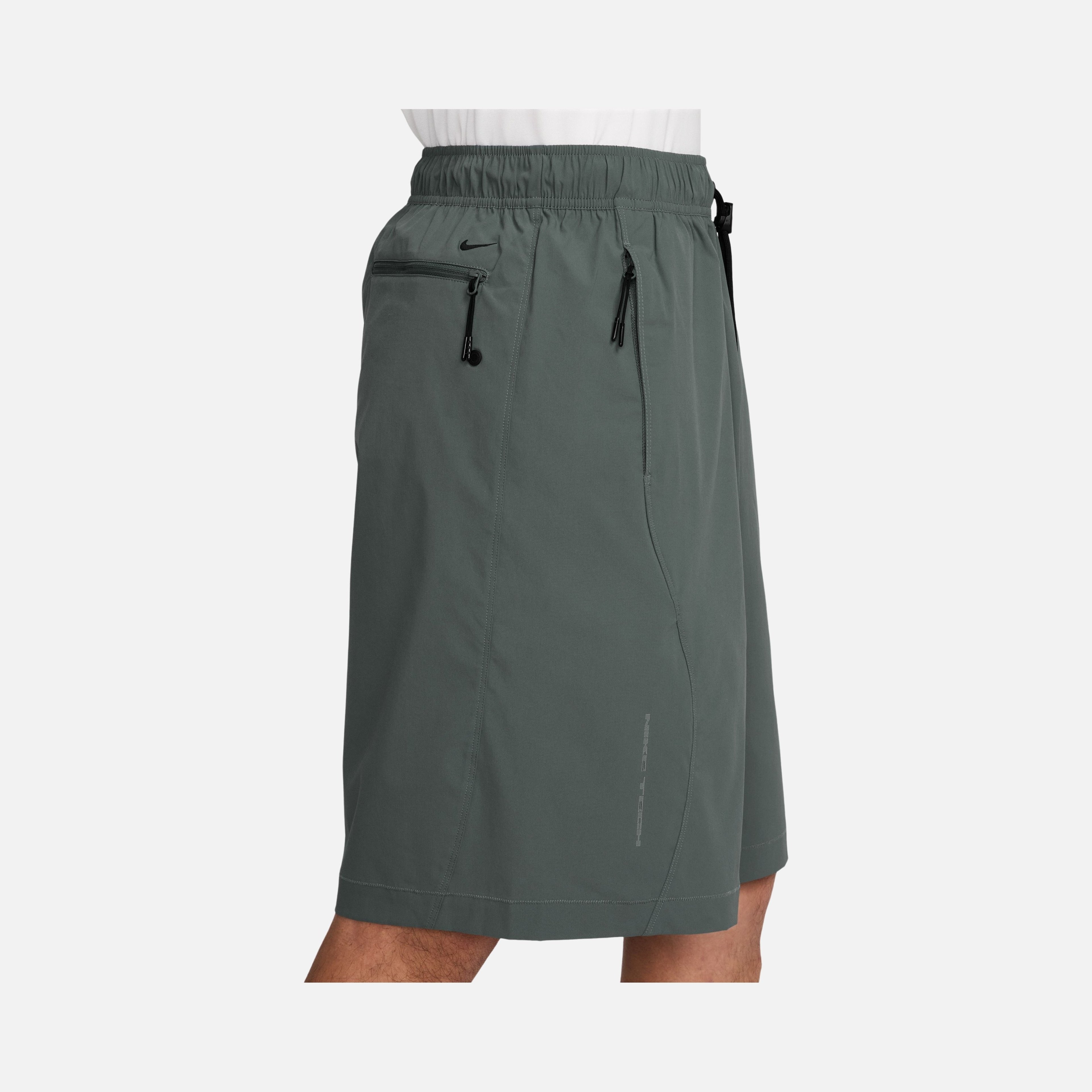 Nike Tech Helios Dri-FIT Erkek Şort
