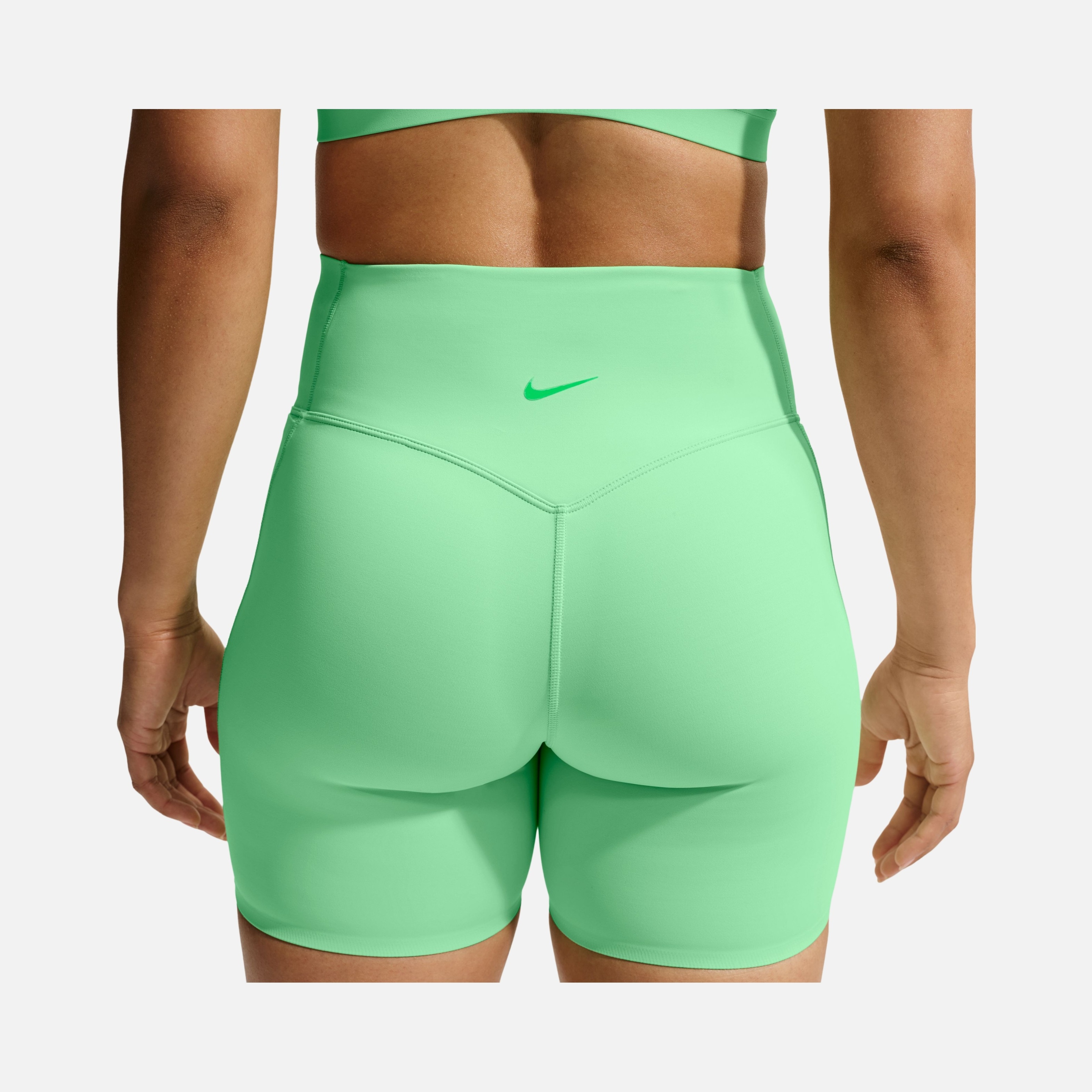 Nike Df Universa Hr 5 In Shrt Pkt Kadın Şort