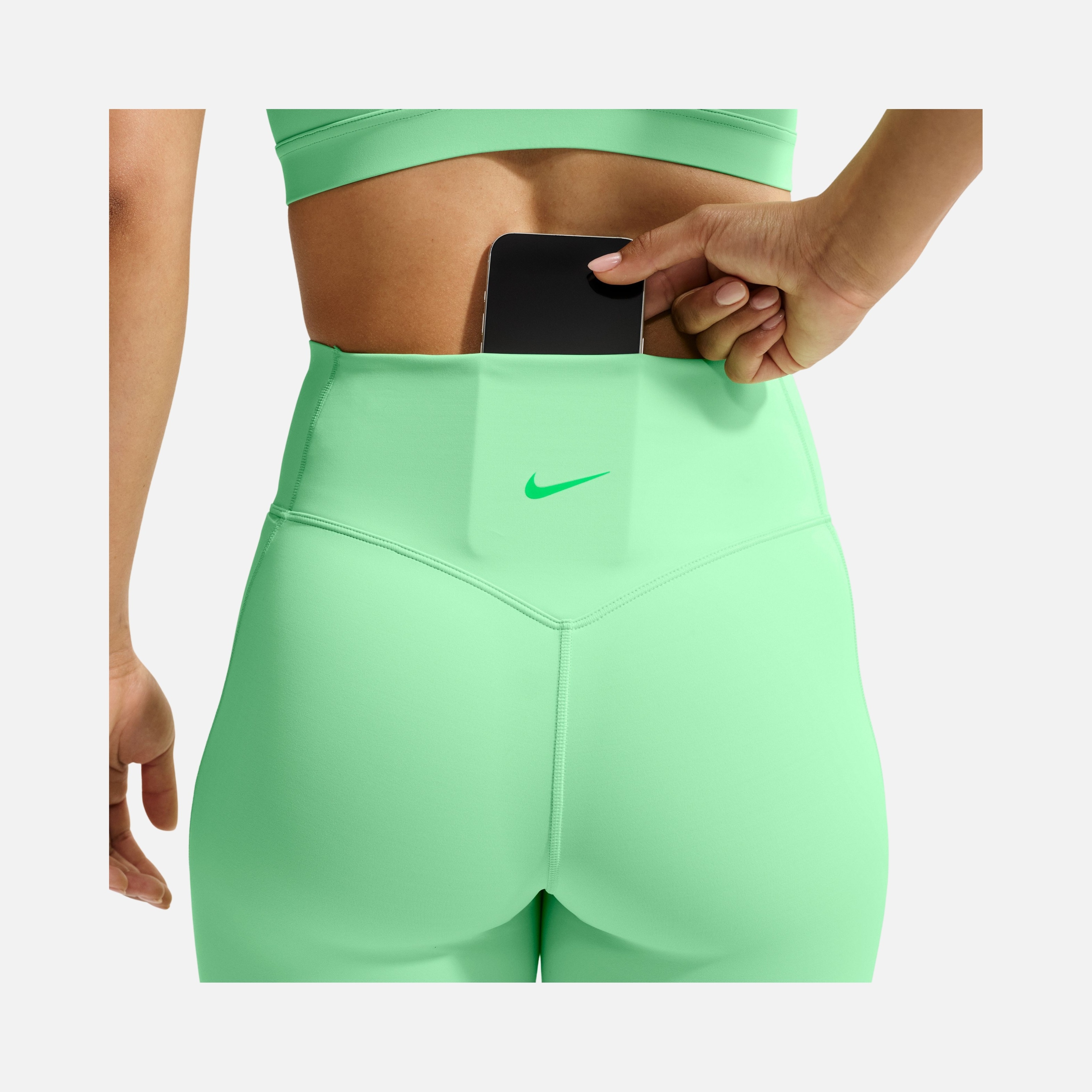 Nike Df Universa Hr 5 In Shrt Pkt Kadın Şort