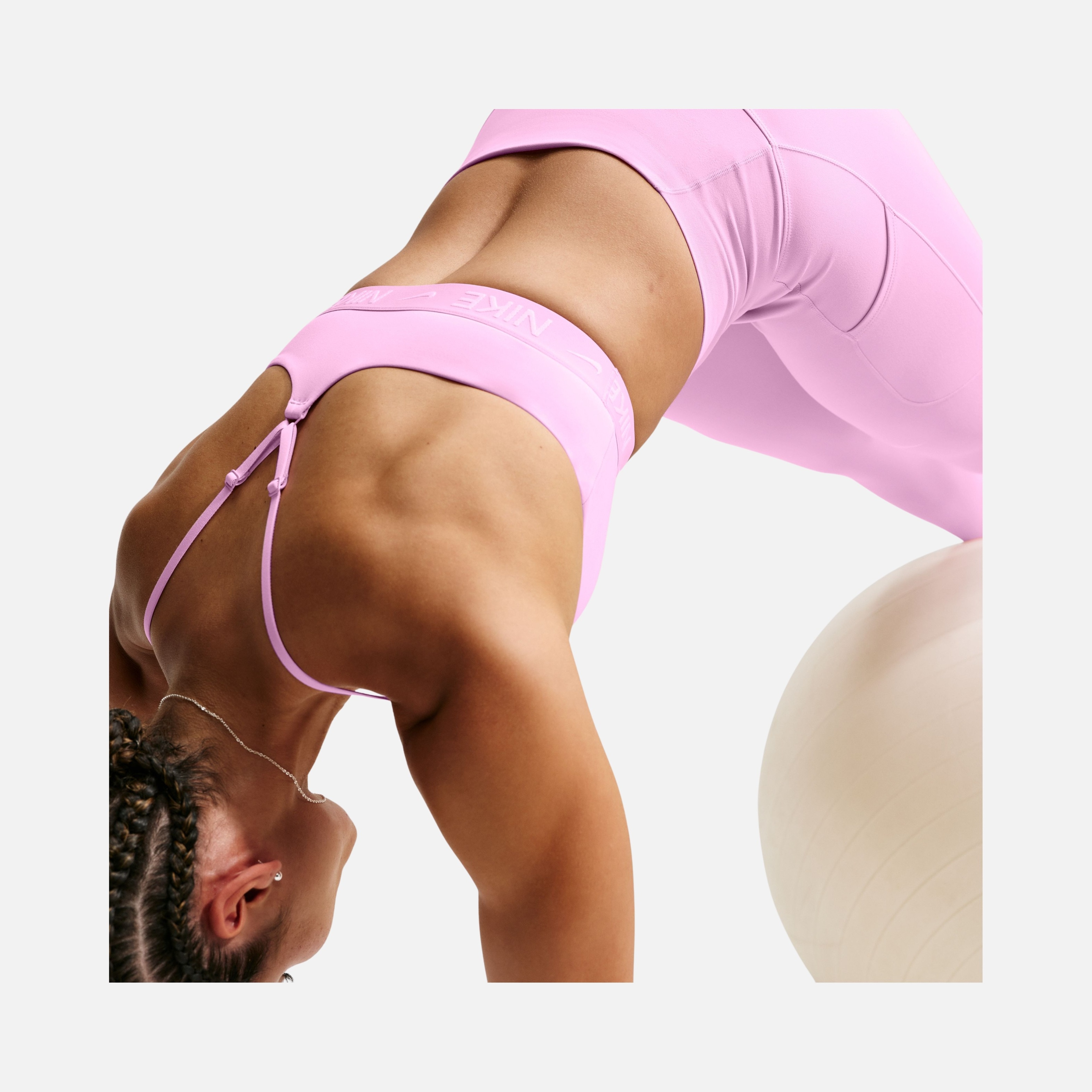 Nike Indy Light-Support Padded Adjustable Training Sports Kadın Bra
