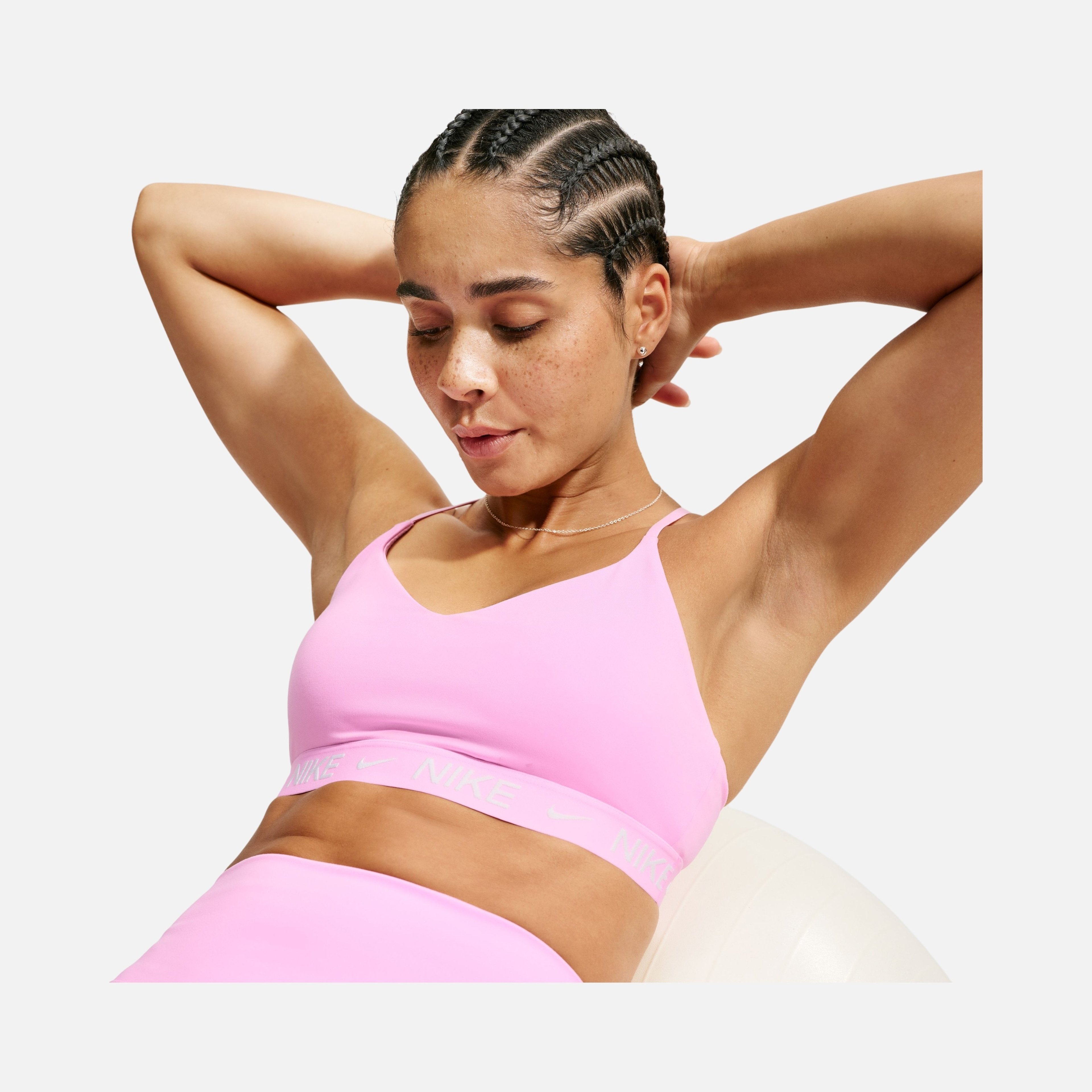 Nike Indy Light-Support Padded Adjustable Training Sports Kadın Bra