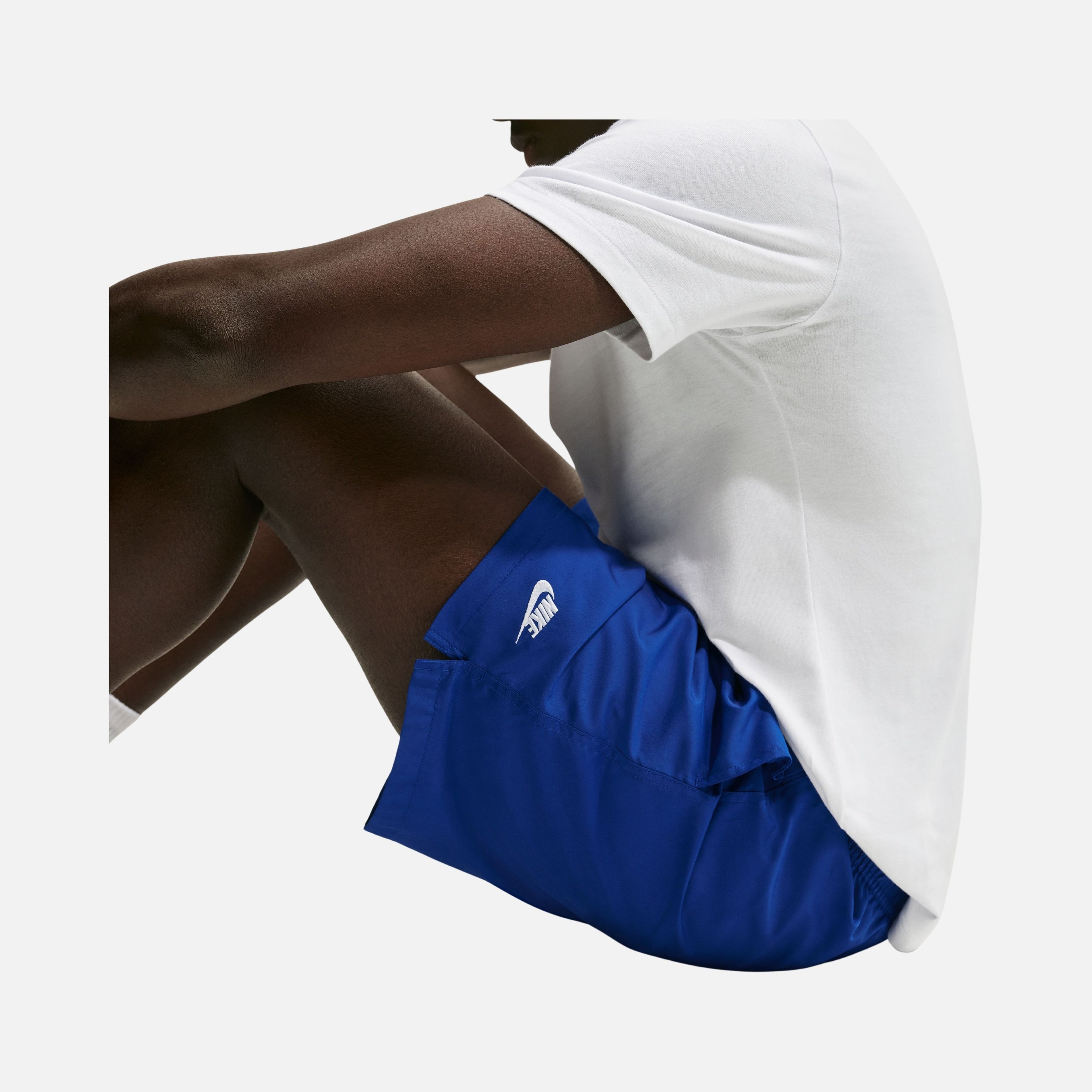 Nike Sportswear Club+ Flow Versatile Weave Loose Erkek Şort