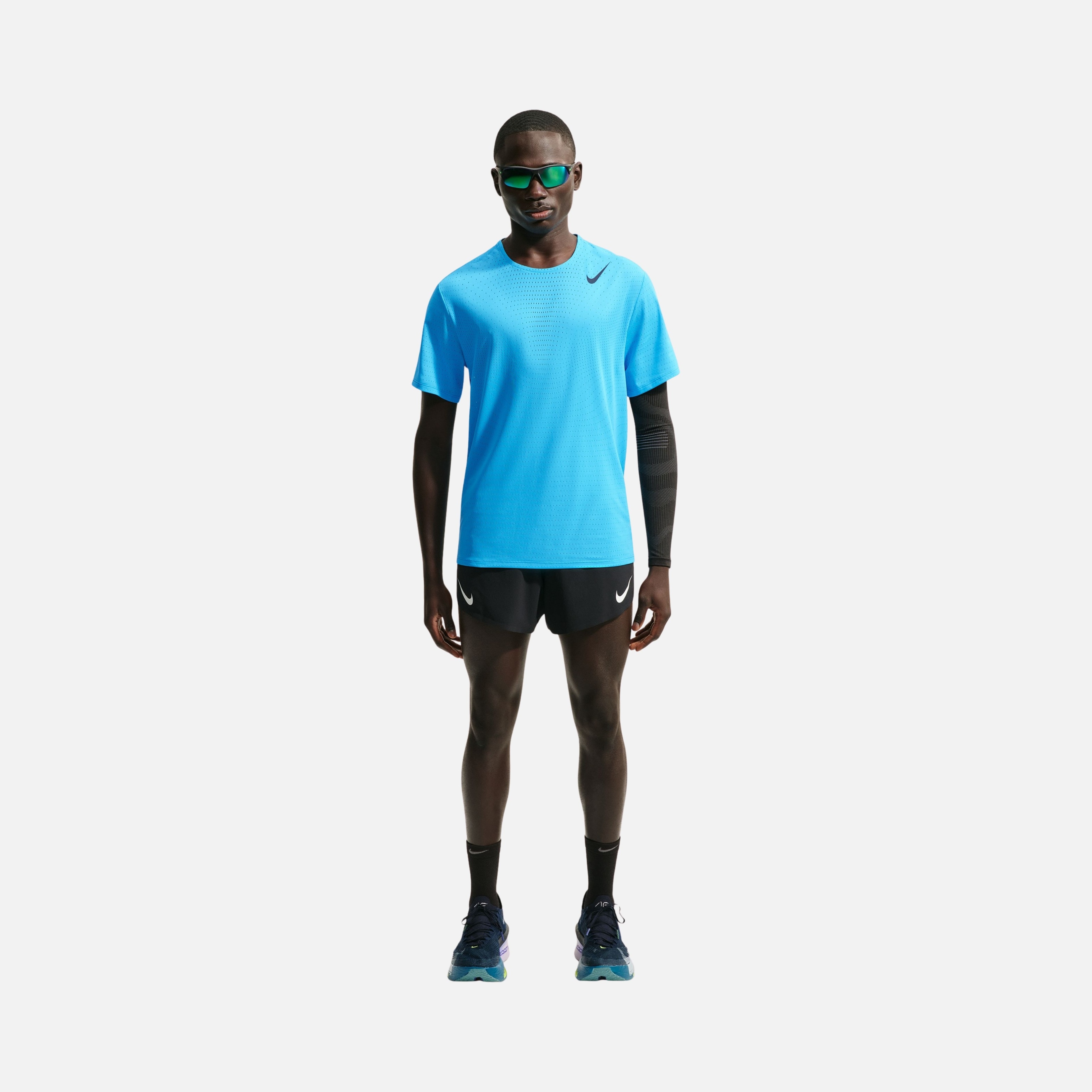 Nike Dri-Fit ADV AeroSwift Running Short-Sleeve Erkek Tişört