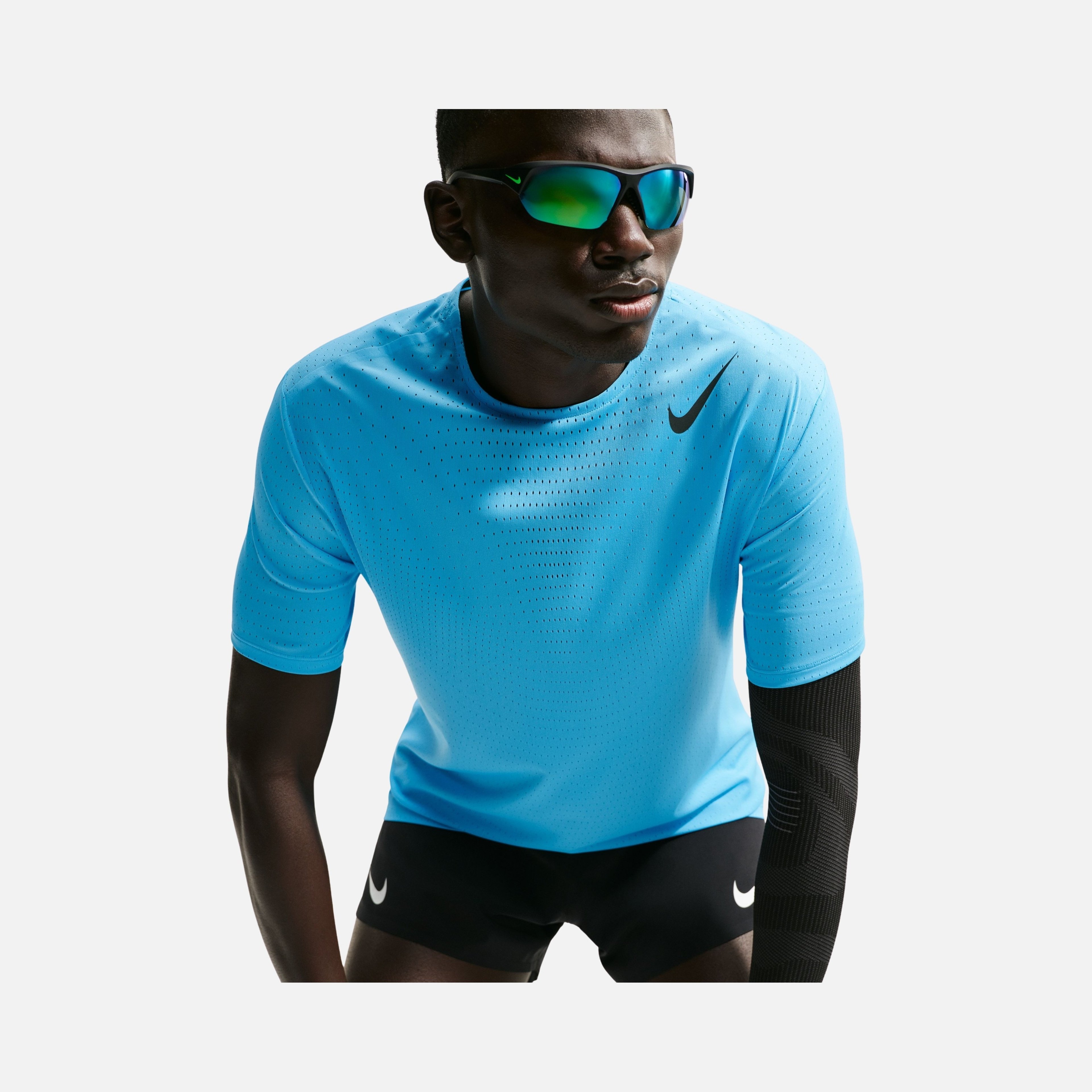 Nike Dri-Fit ADV AeroSwift Running Short-Sleeve Erkek Tişört