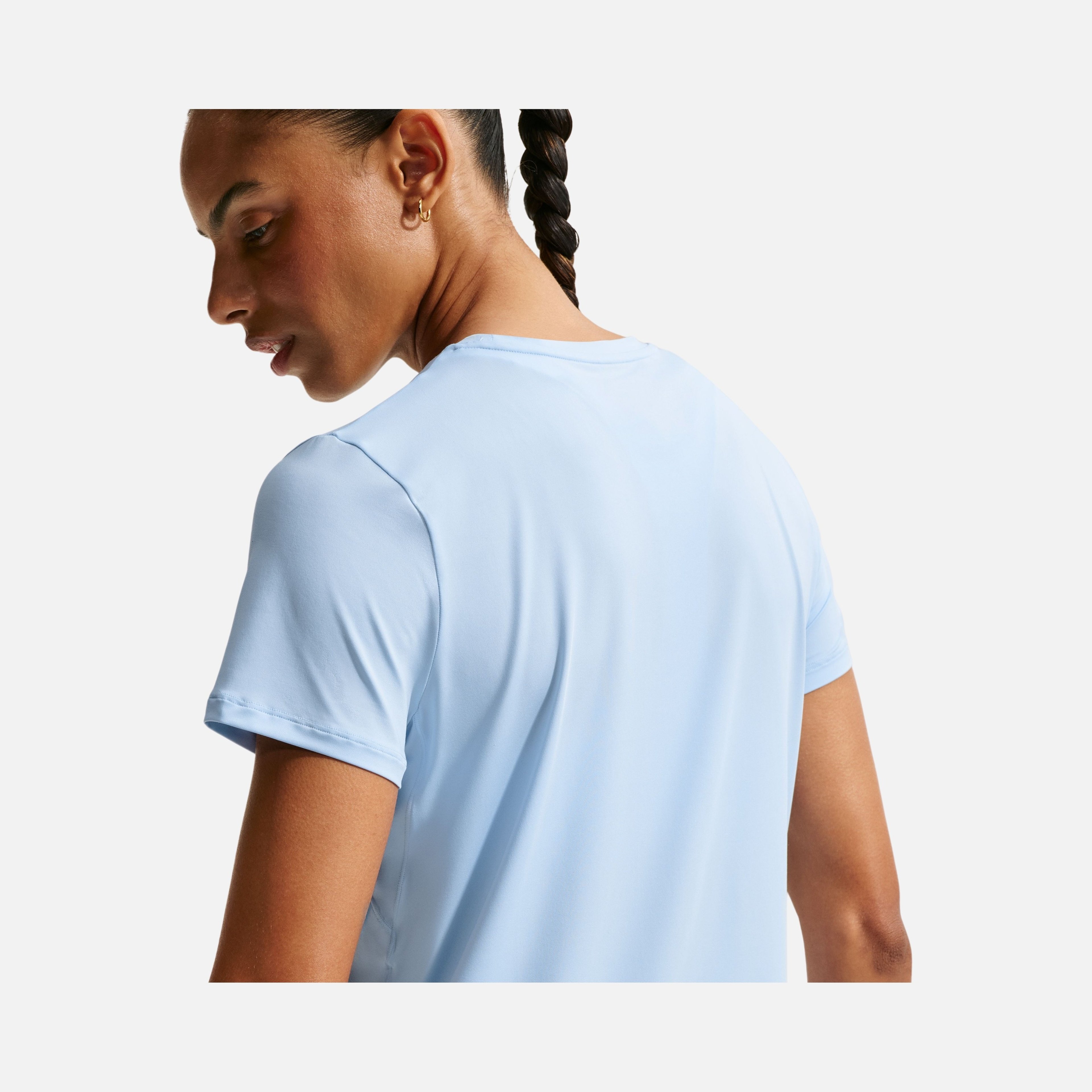Nike One Classic Dri-Fit Short-Sleeve Training Kadın Tişört