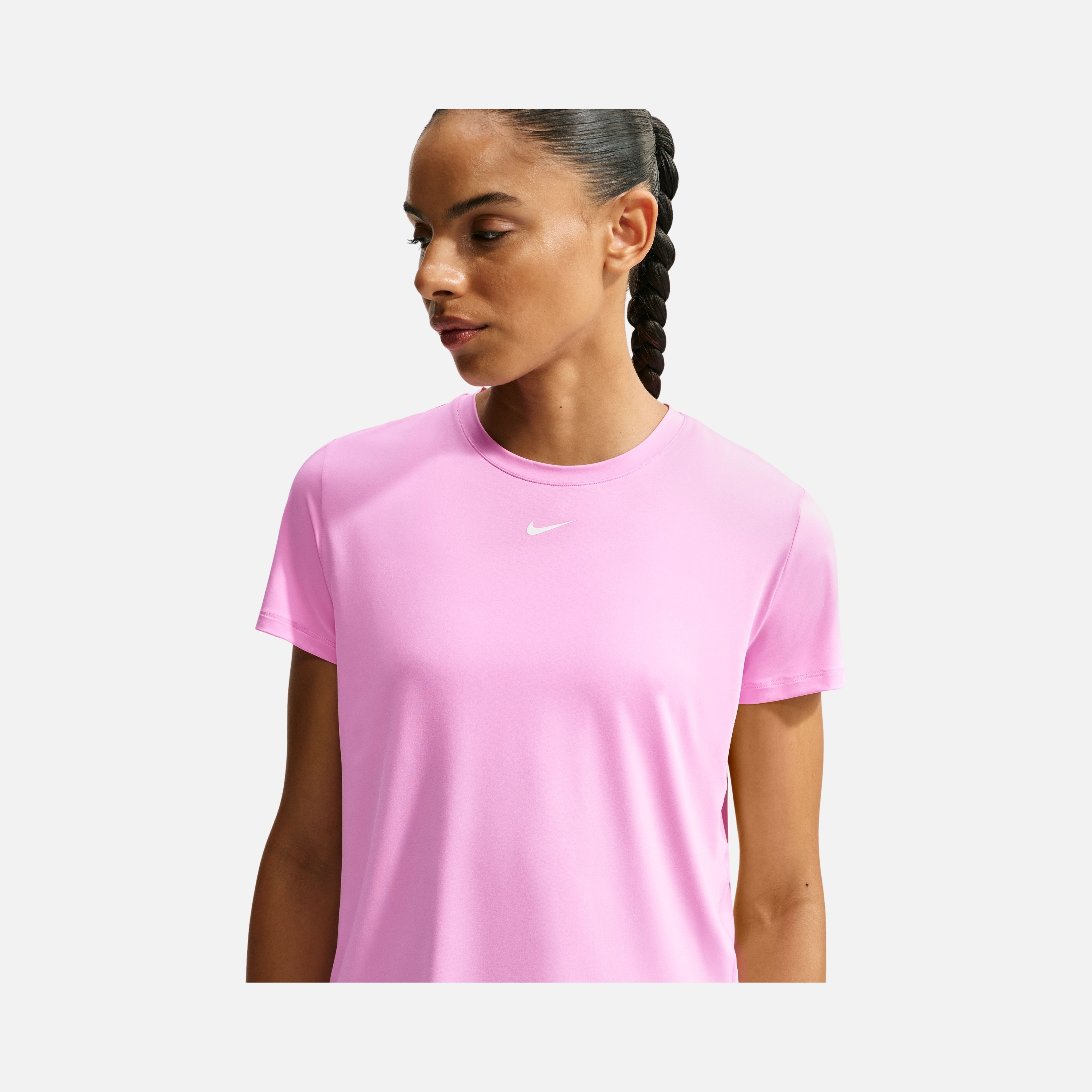 Nike One Classic Dri-Fit Short-Sleeve Training Kadın Tişört