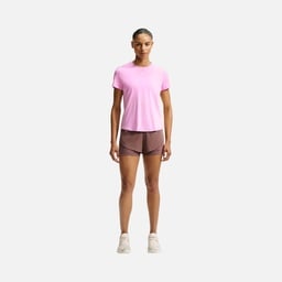 Nike One Classic Dri-Fit Short-Sleeve Training Kadın Tişört