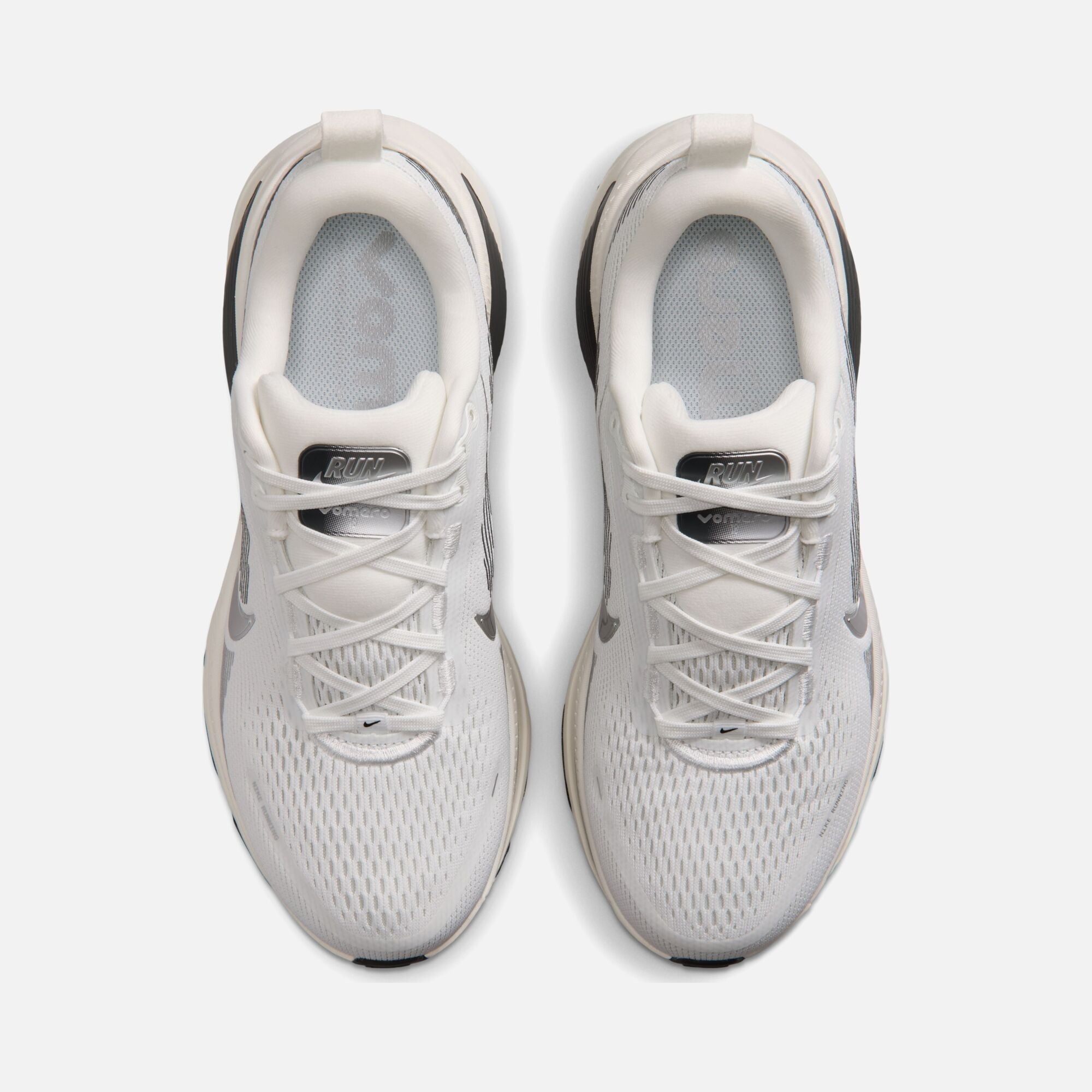 Nike Vomero 18 Ess W Kadın Koşu Ayakkabısı