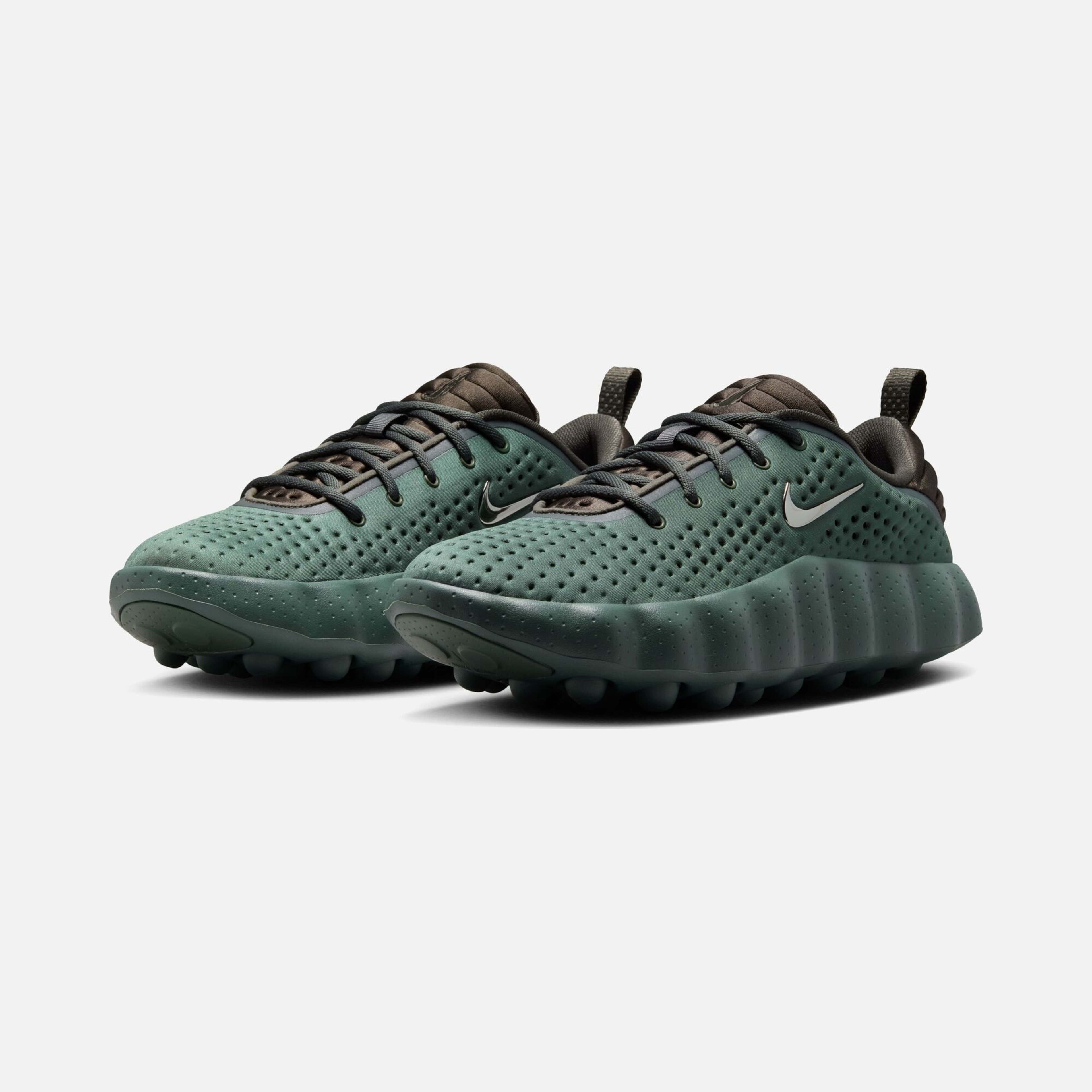 Nike Mind 002 Erkek Spor Ayakkabı