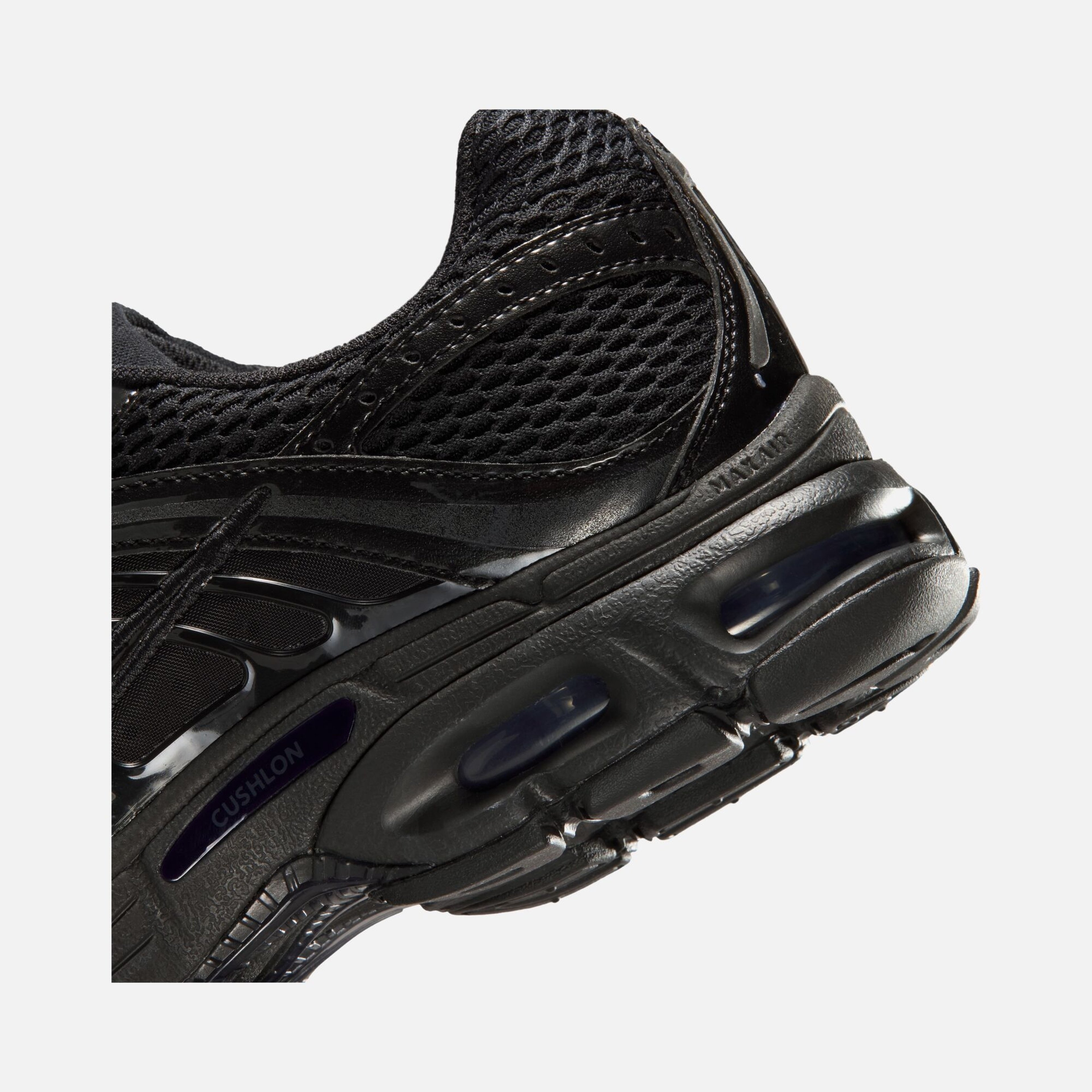 Nike Air Max Moto 2 Kadın Spor Ayakkabı