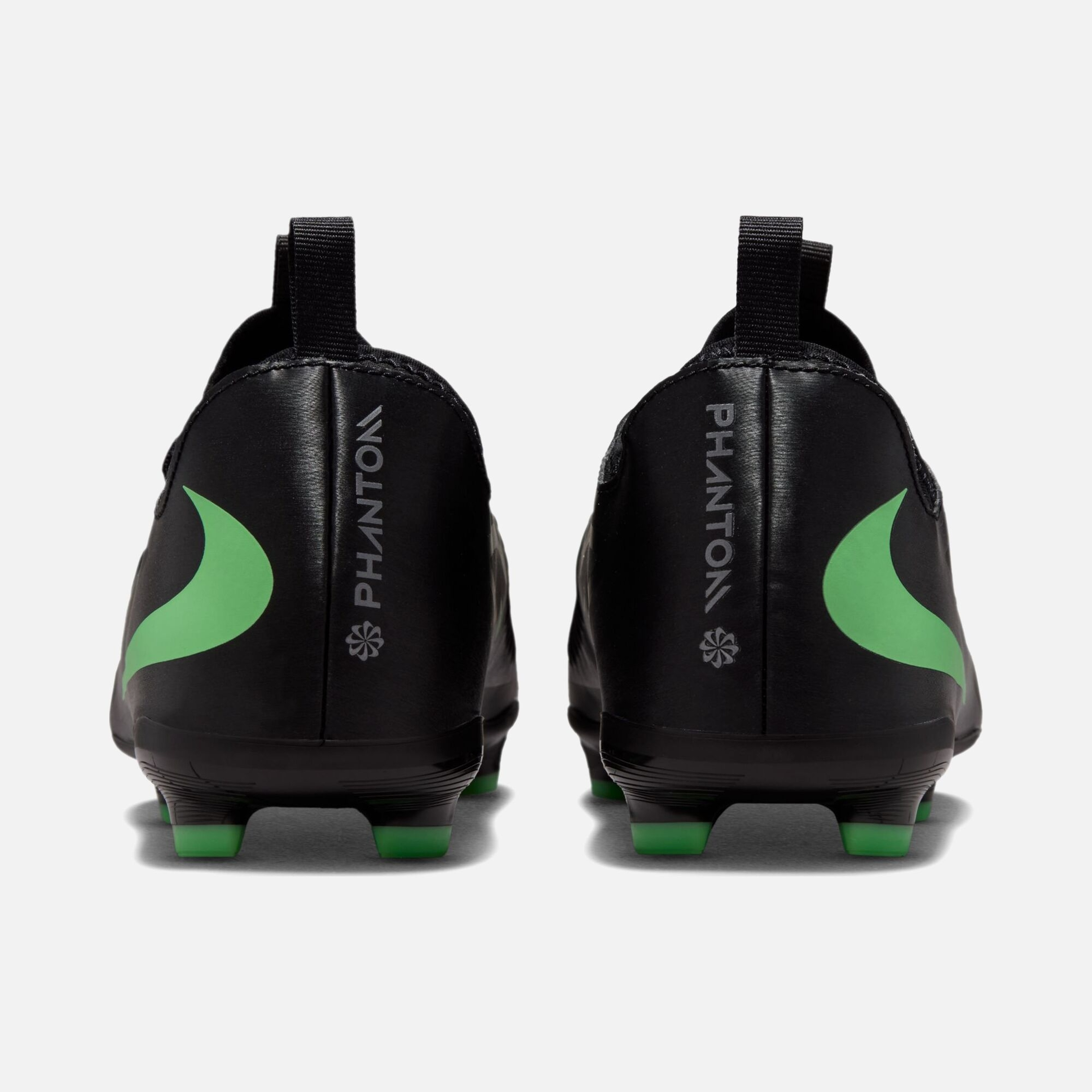Nike Jr Phantom 6 Low Academy Fg/Mg Çocuk Krampon
