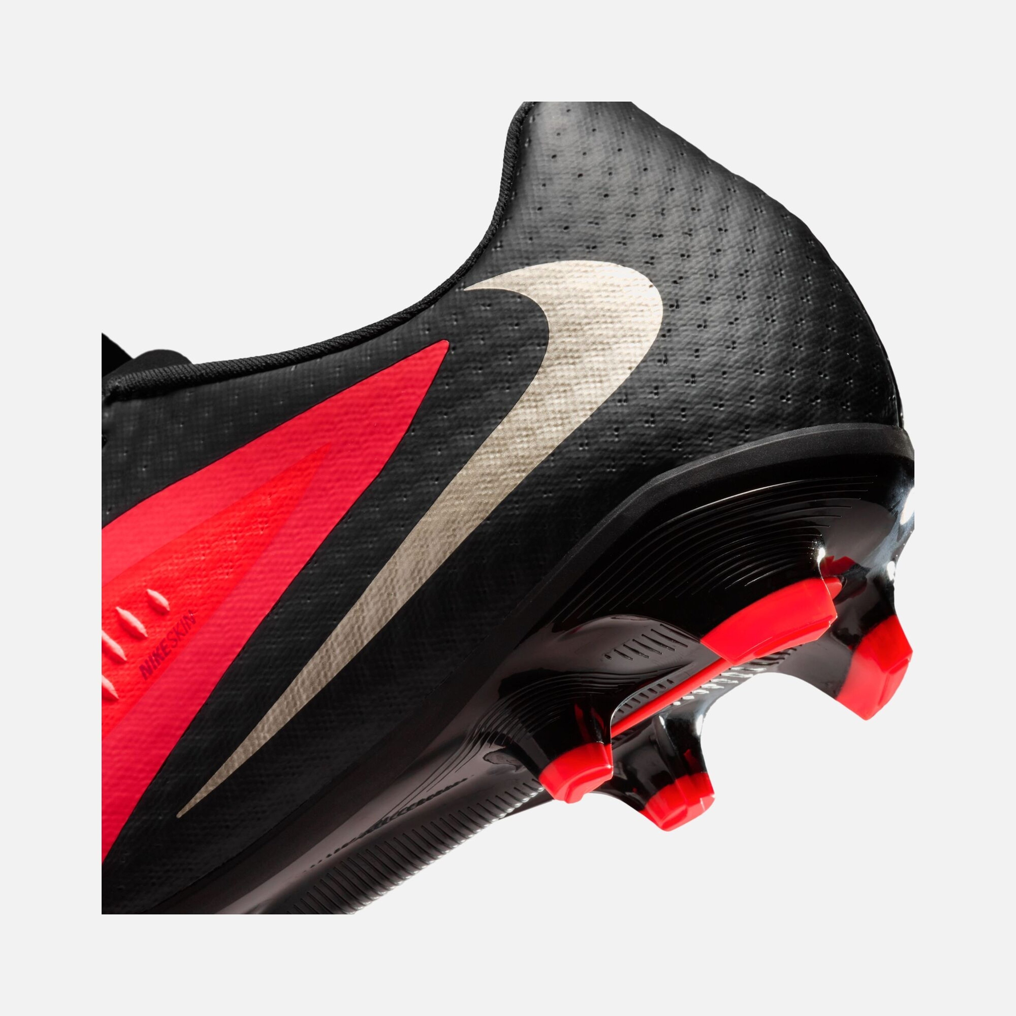 Nike Phantom 6 Low Academy Fg/Mg Erkek Krampon